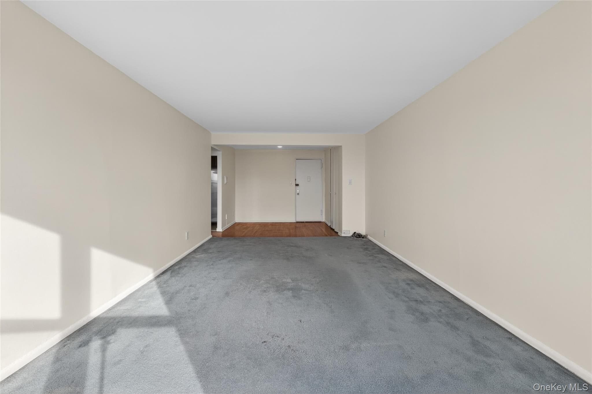 66-10 Thornton Place Unit: 4C thumbnail 6