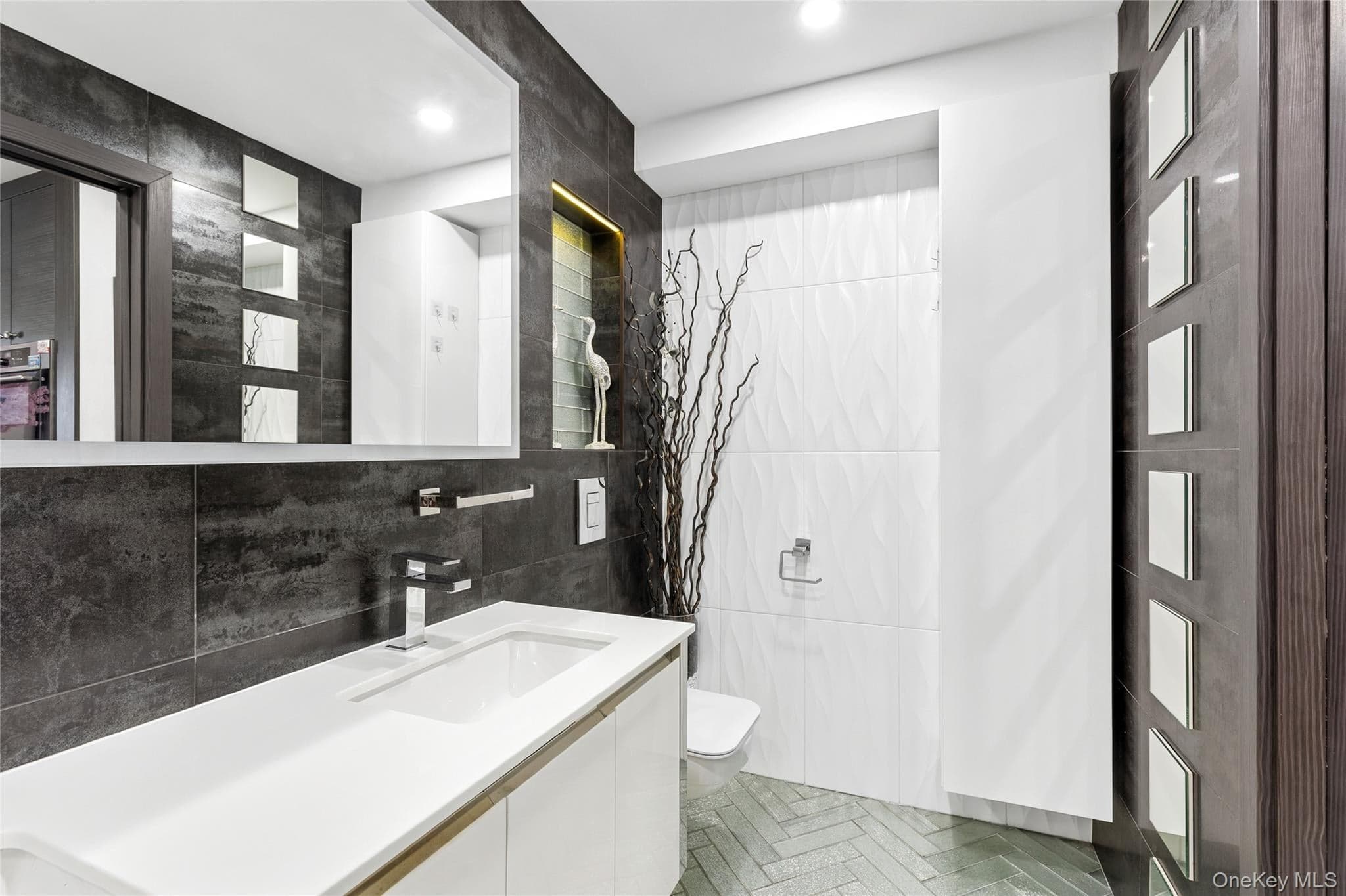 8611 151st Avenue Unit: 5E thumbnail 9