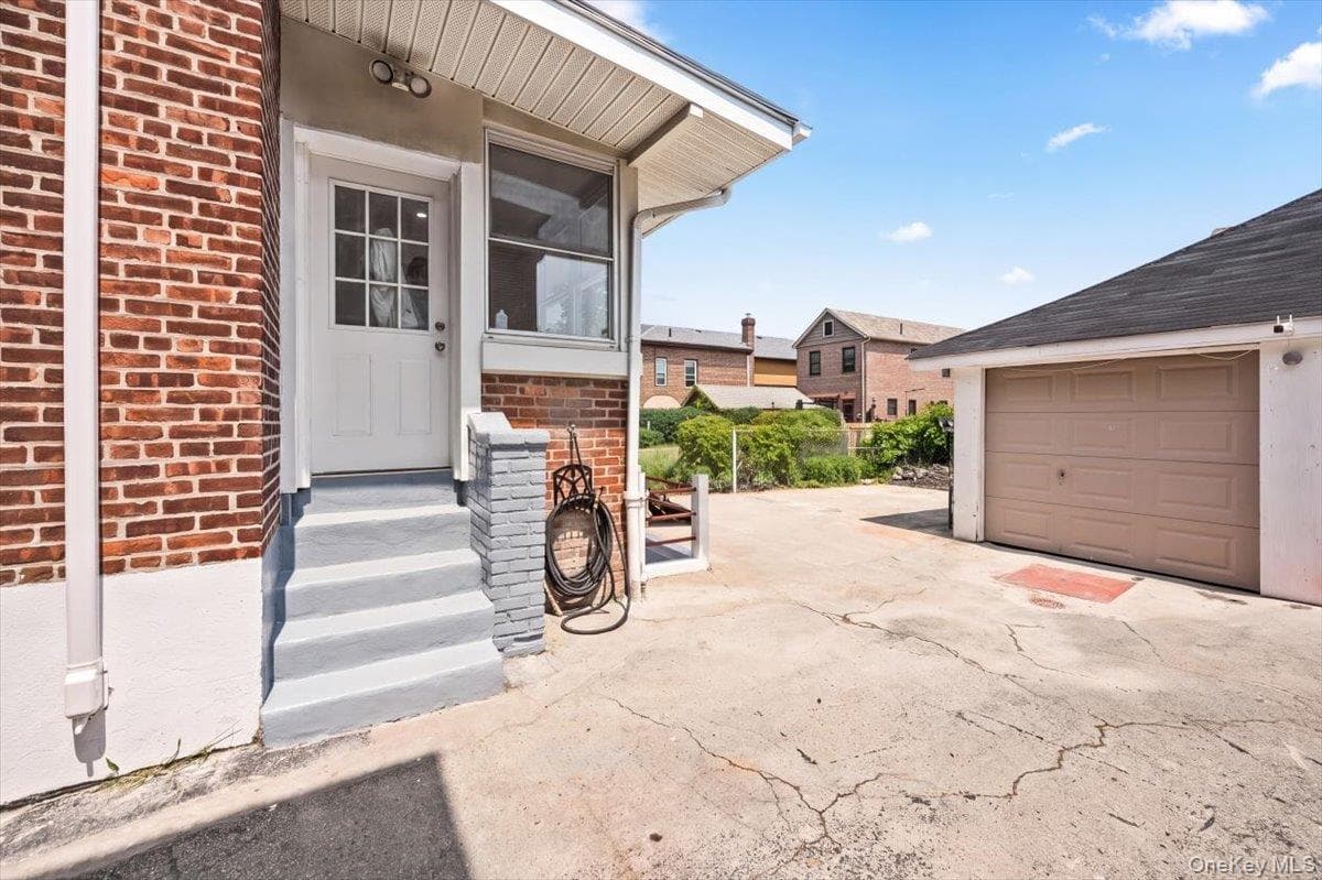 4084 Seton Avenue thumbnail 25