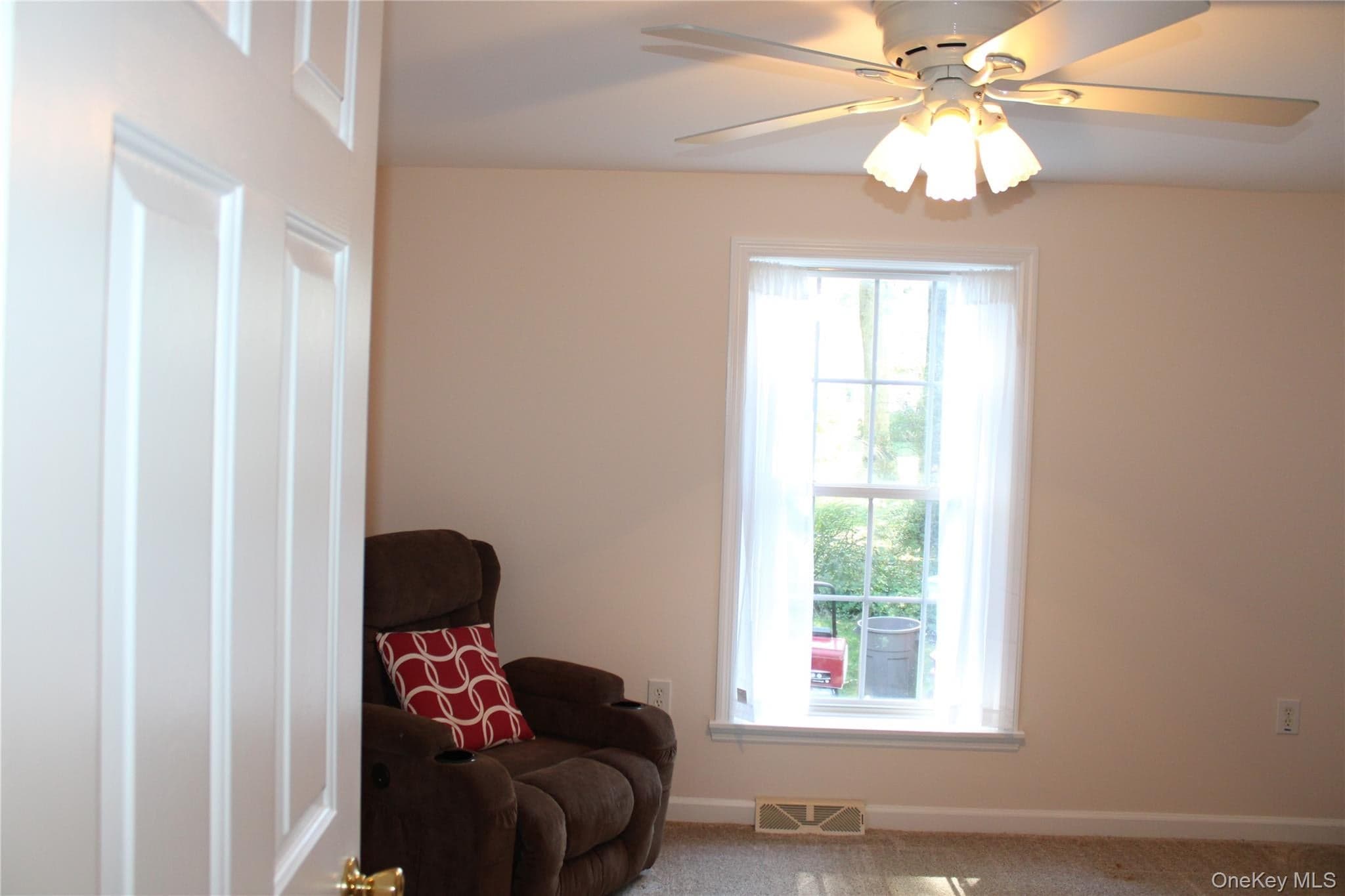 1661 Old Country Road Unit: 77 thumbnail 27