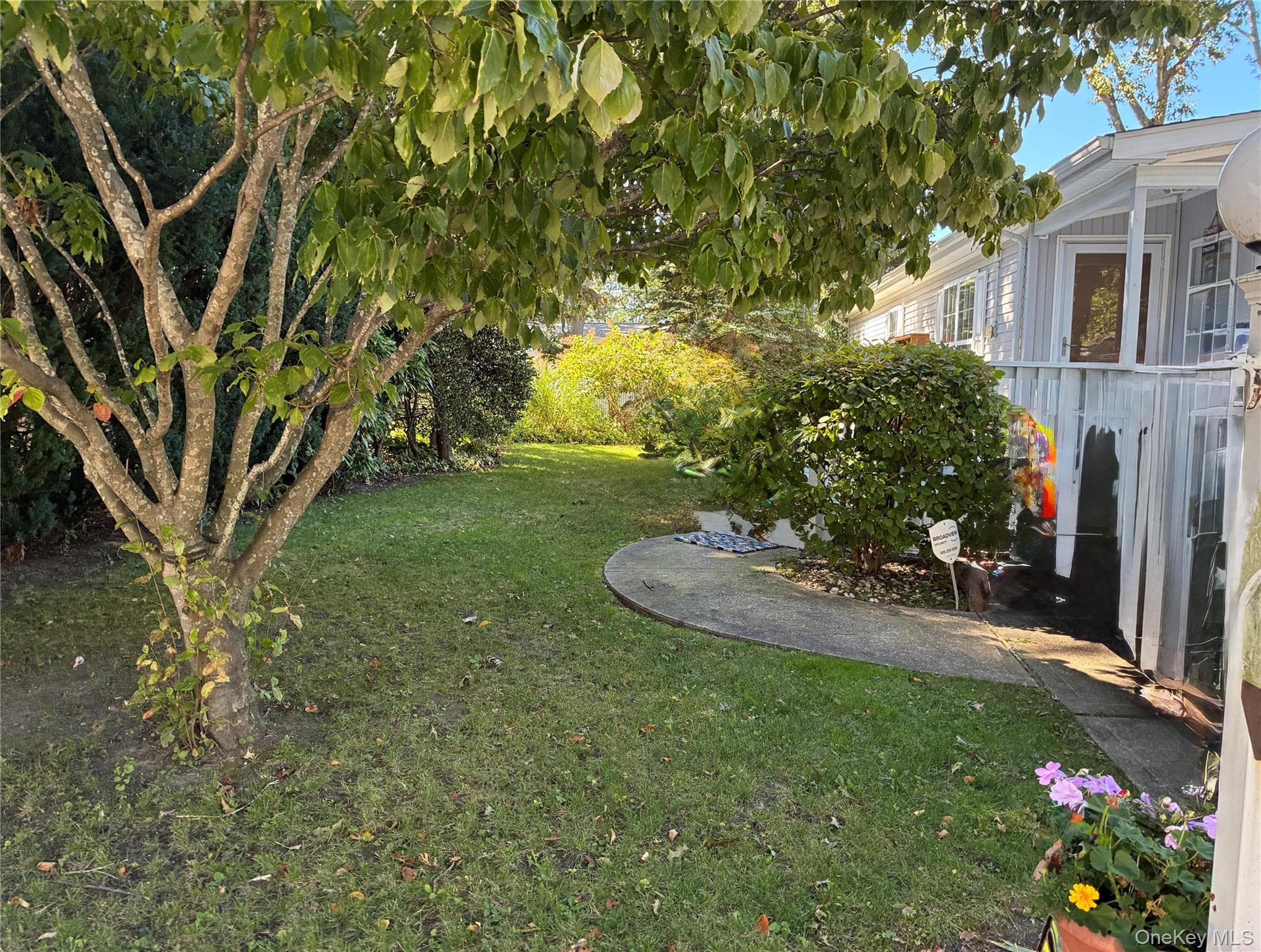 1661 Old Country Road Unit: 77 thumbnail 9
