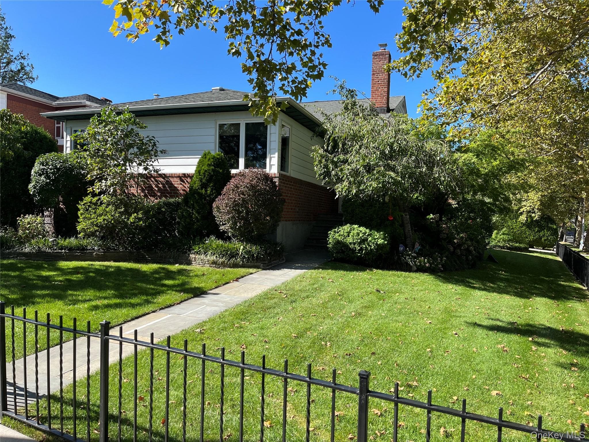 20953 28th Avenue photo 1