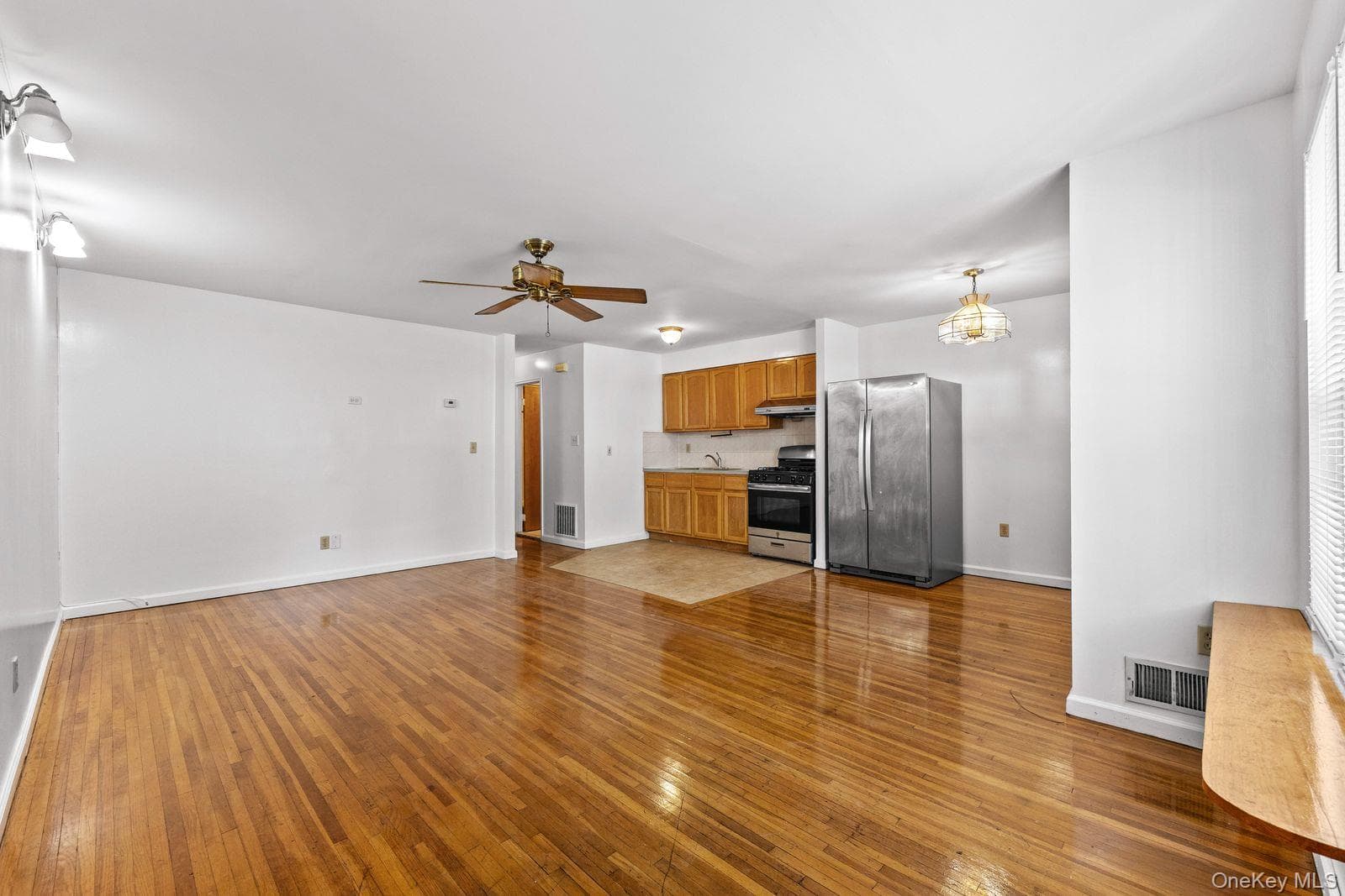 204-20 45th Drive, Bayside
