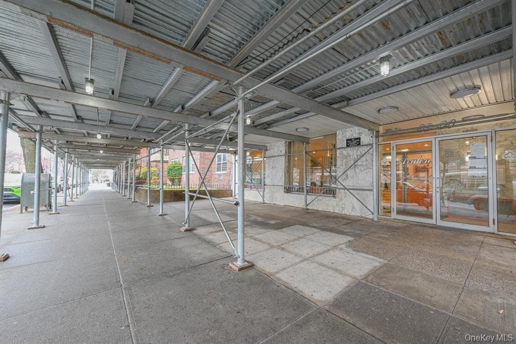 89-00 170th Street Unit: 10M thumbnail 4