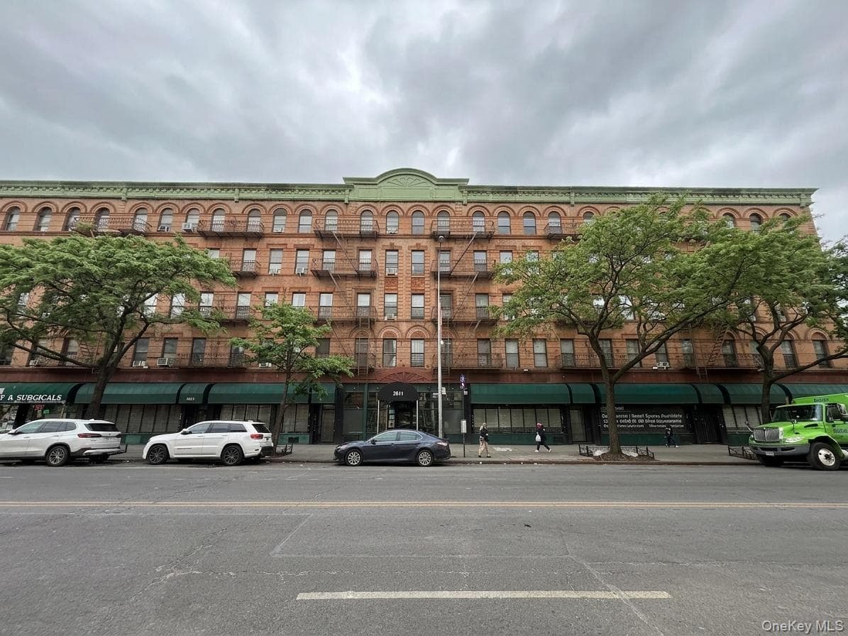 2611 Frederick Douglass Boulevard Unit: 5F photo 1