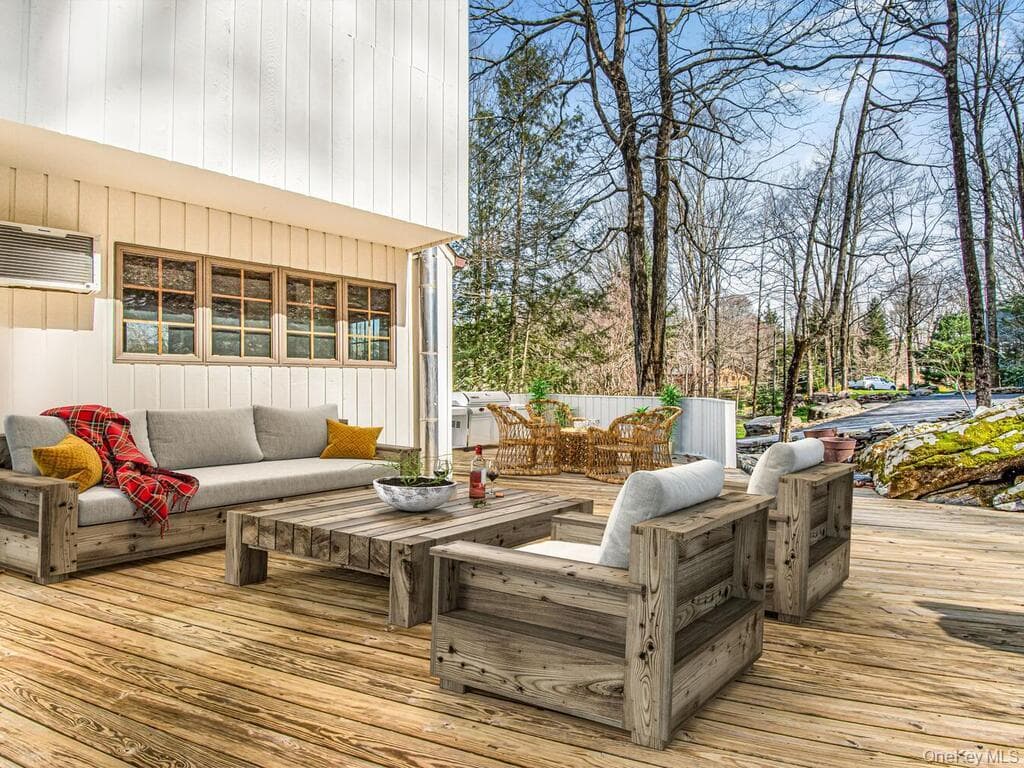 31 Byram Hill Road thumbnail 18