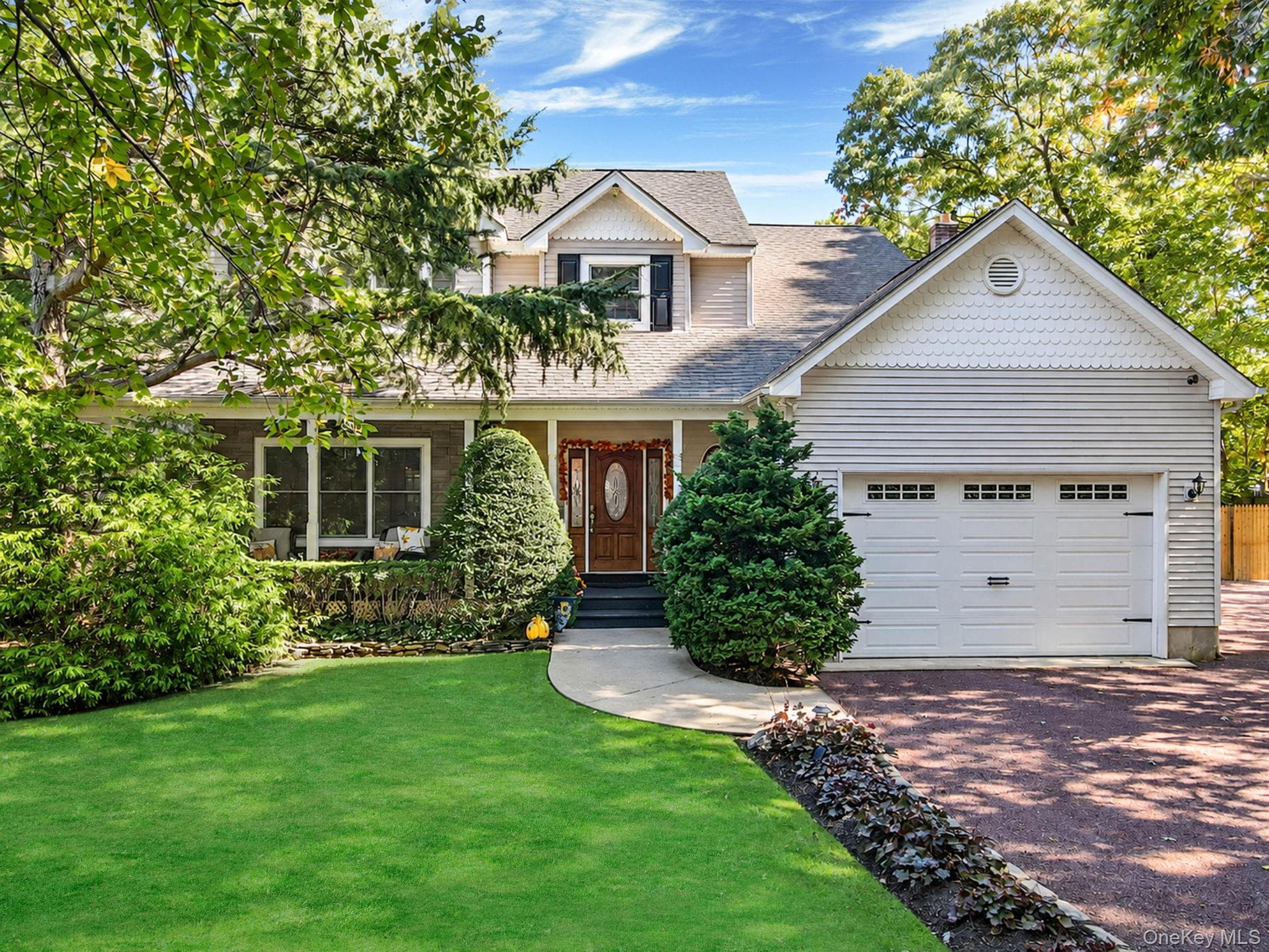 71 Buckley Road, Patchogue