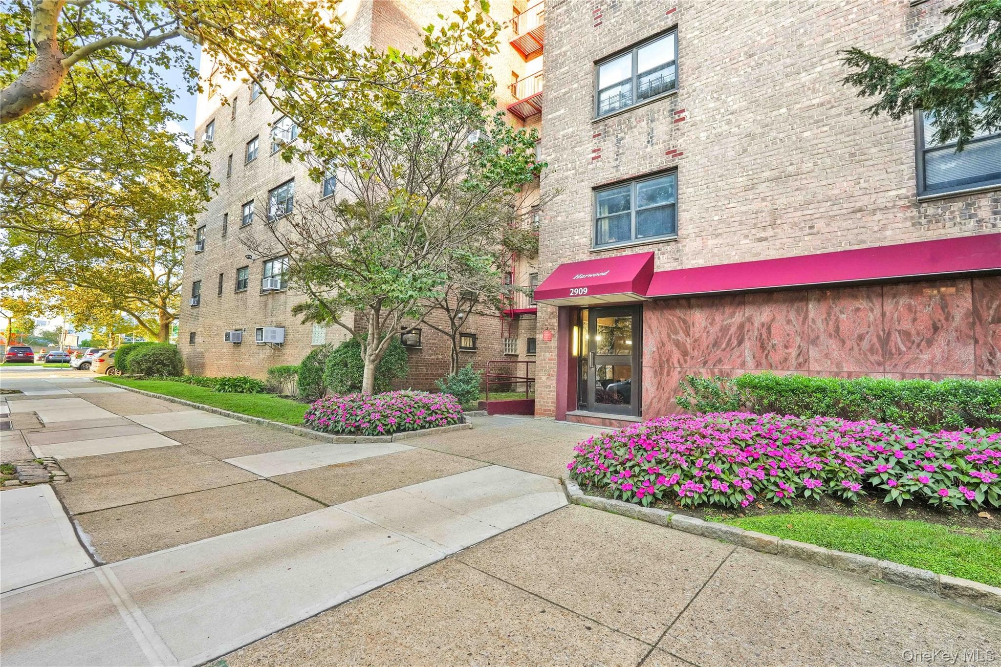 29-09 137th Street Unit: 3L thumbnail 17