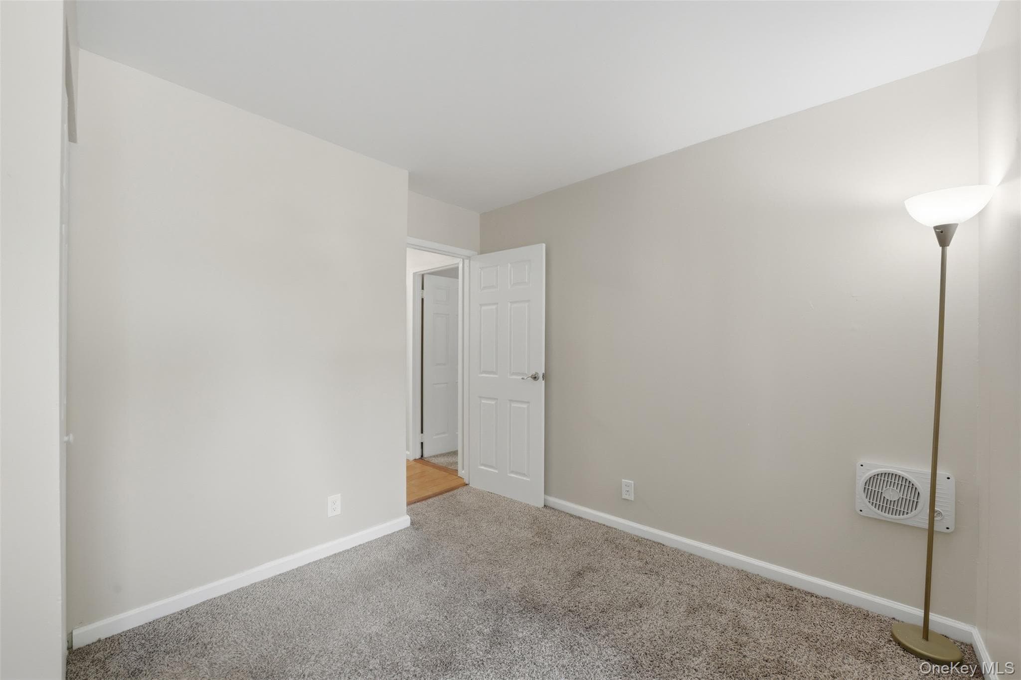 421 N Broadway Unit: 17 thumbnail 16