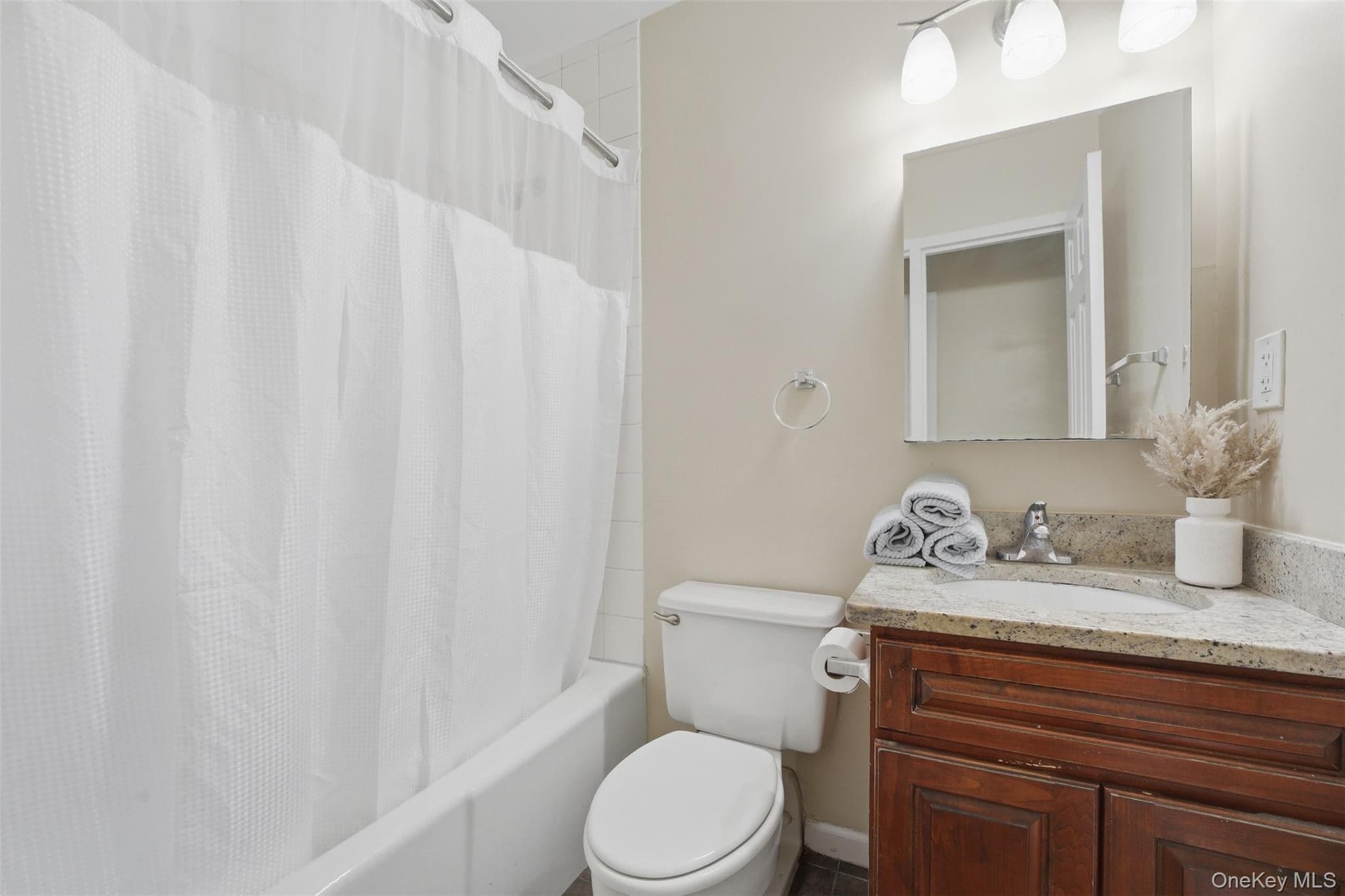 421 N Broadway Unit: 17 thumbnail 18