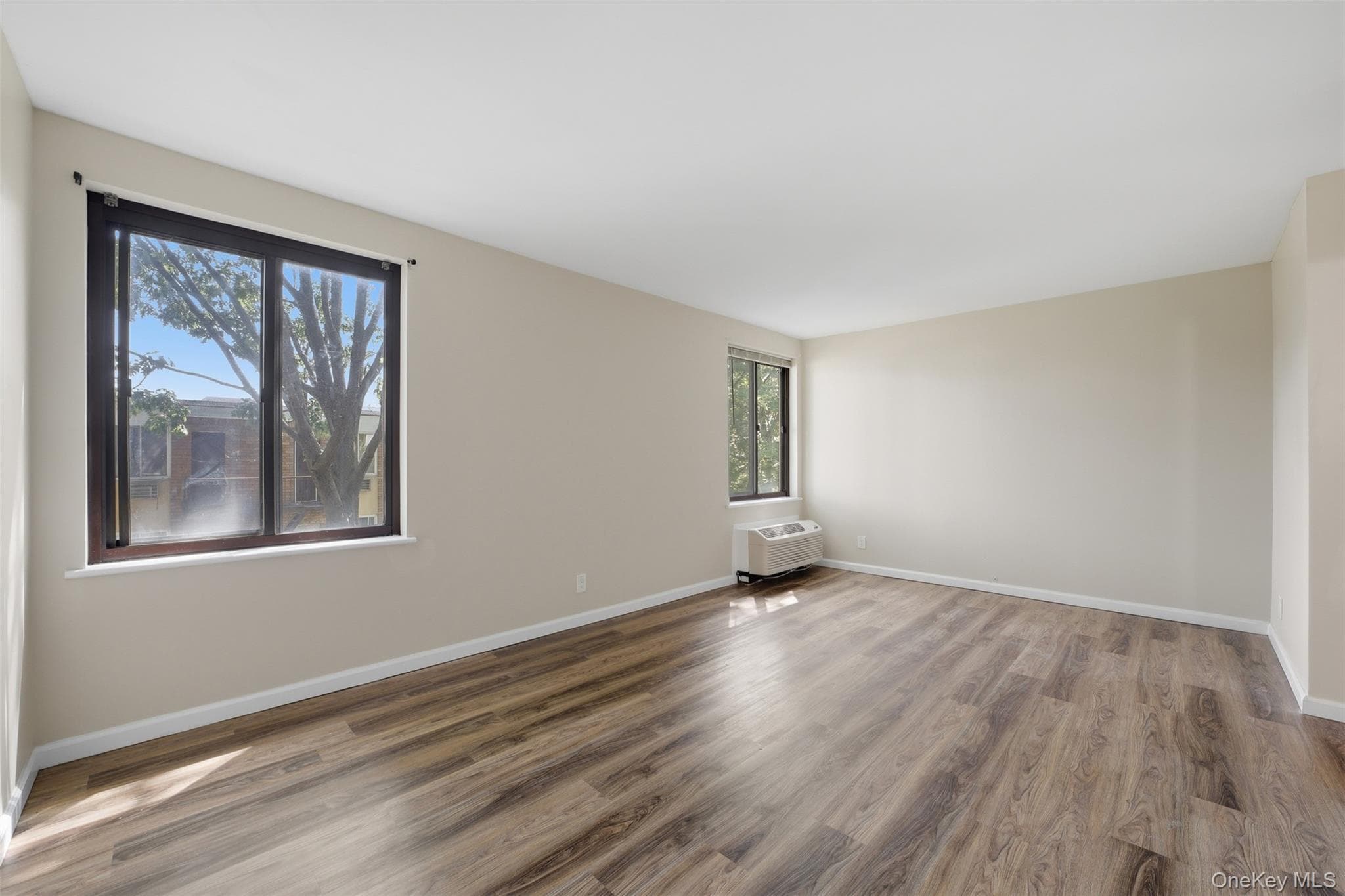 421 N Broadway Unit: 17 thumbnail 9