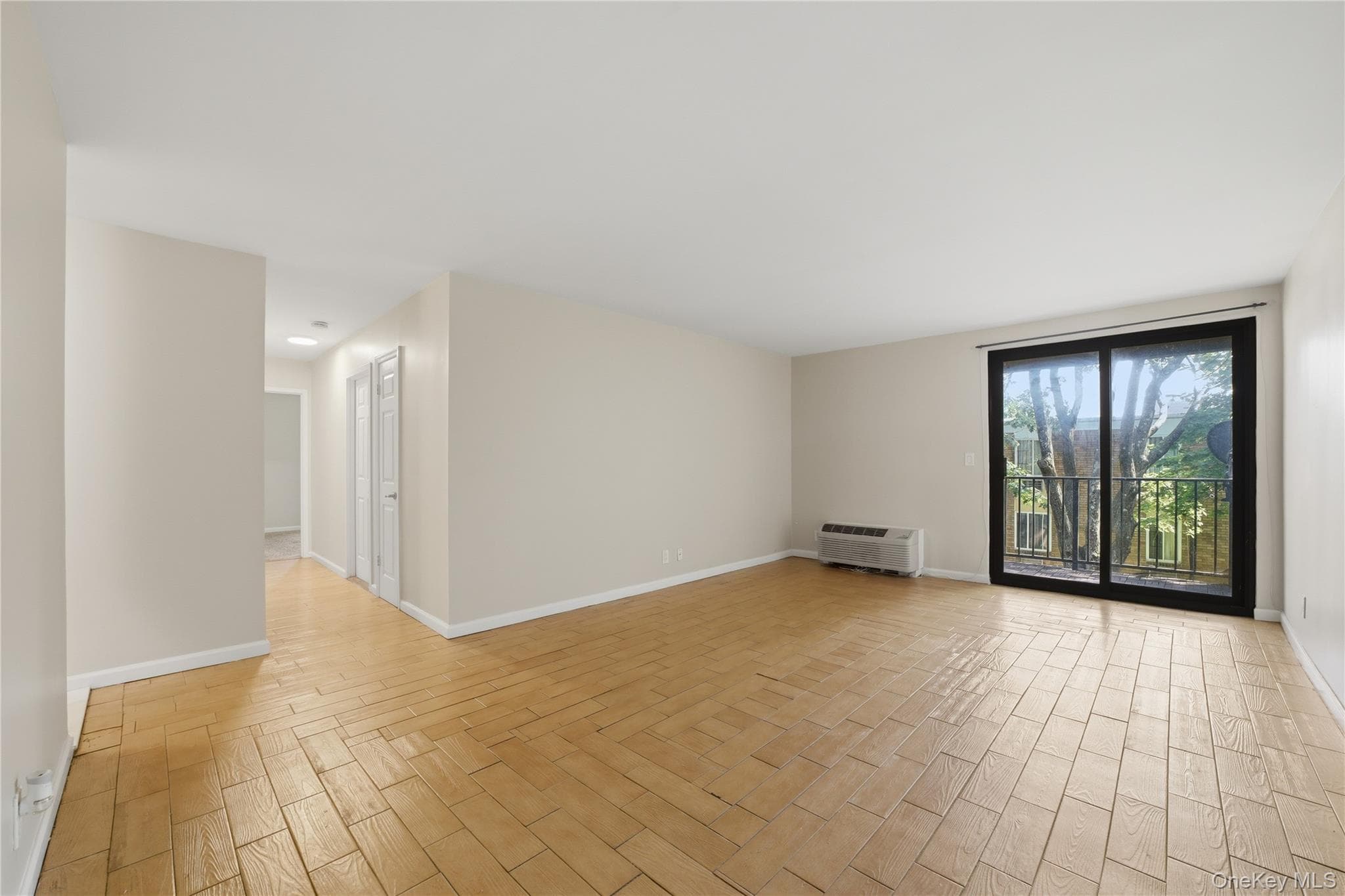 421 N Broadway Unit: 17 thumbnail 2