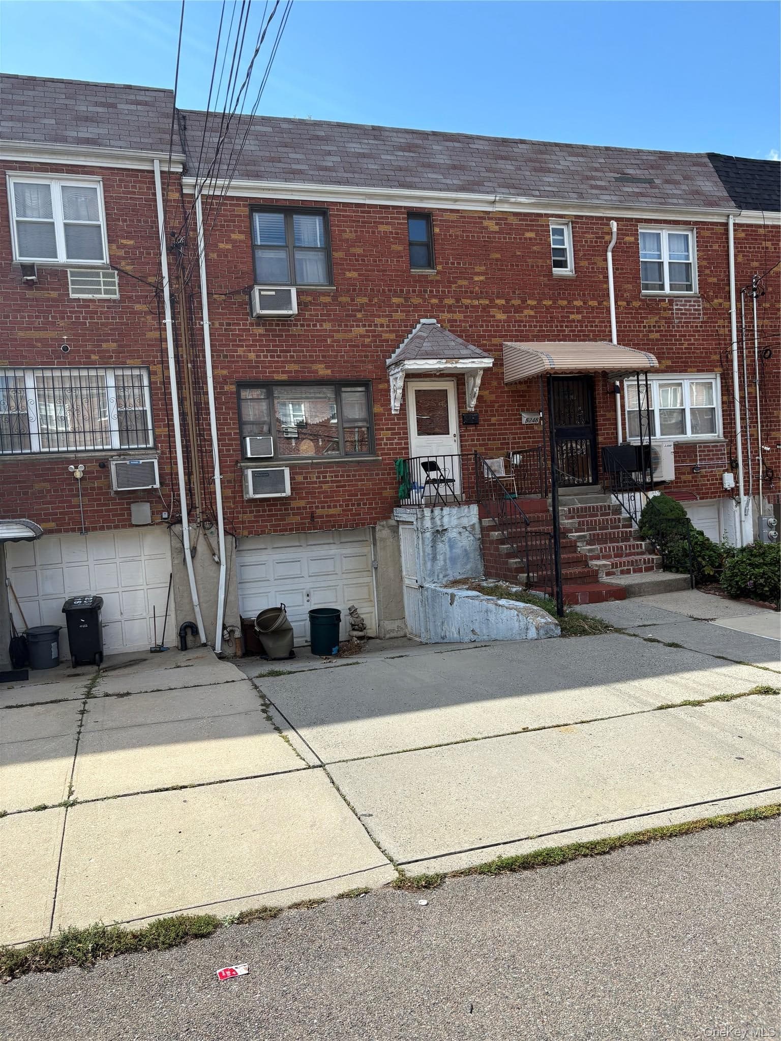 5250 71st Street, Maspeth