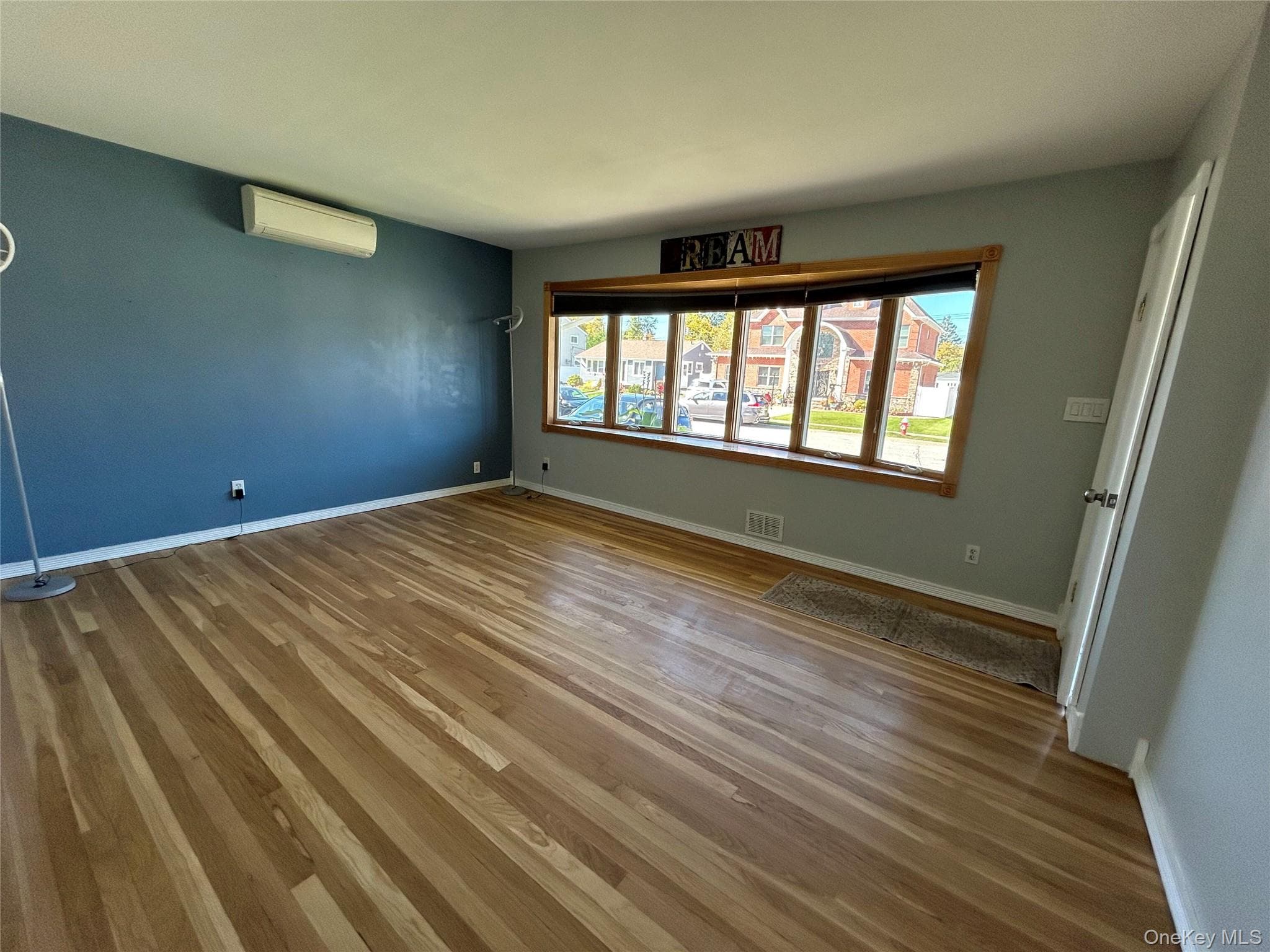 198 Dartmouth Drive thumbnail 7