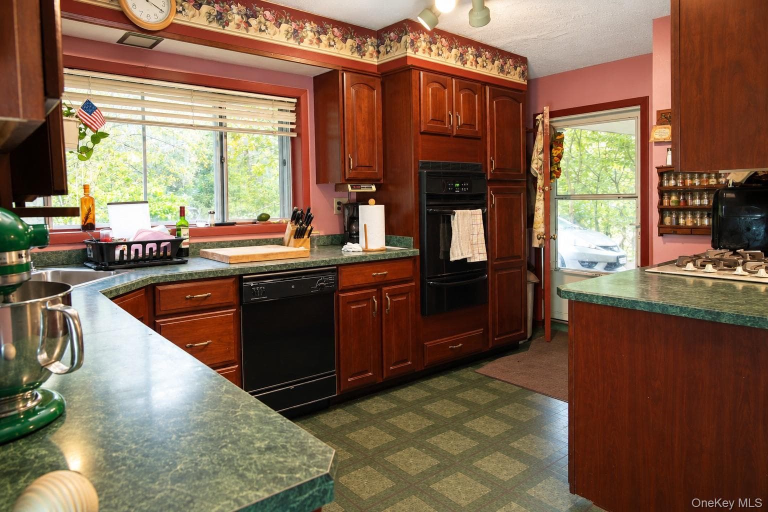 11 Mayer Drive thumbnail 14