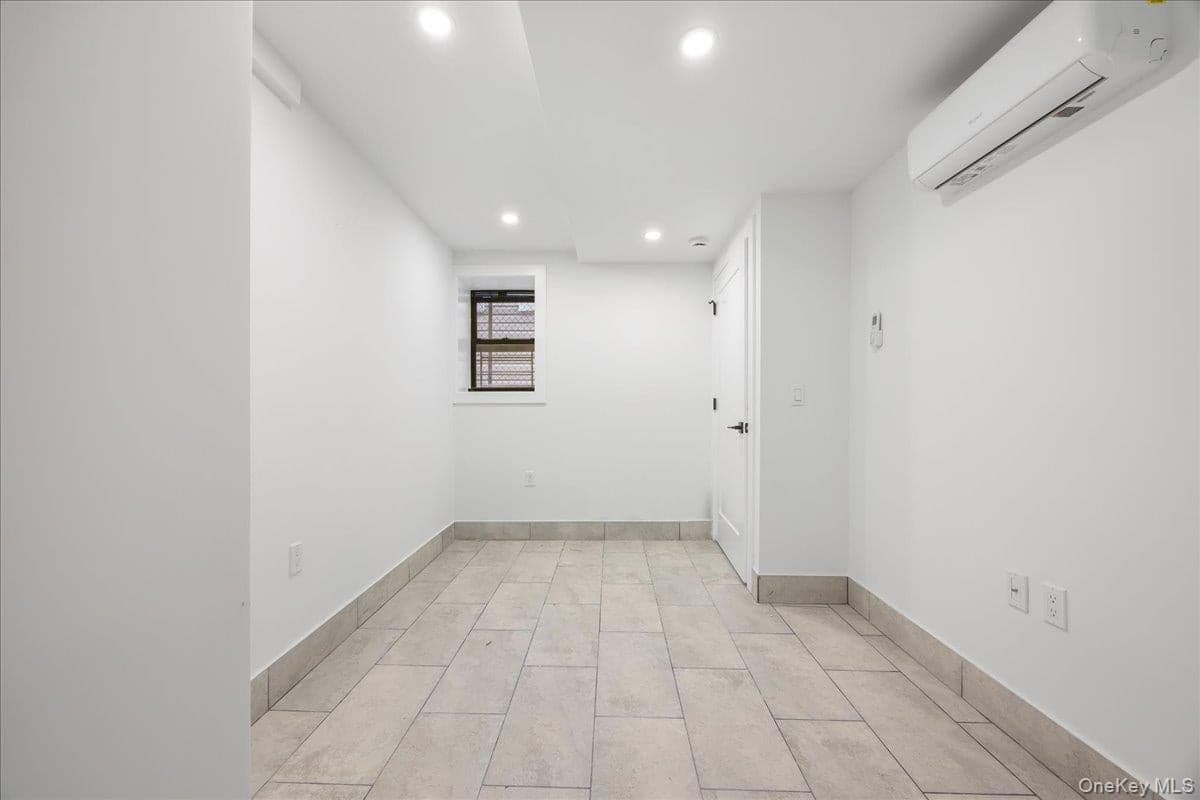 2740 Sexton Place thumbnail 10