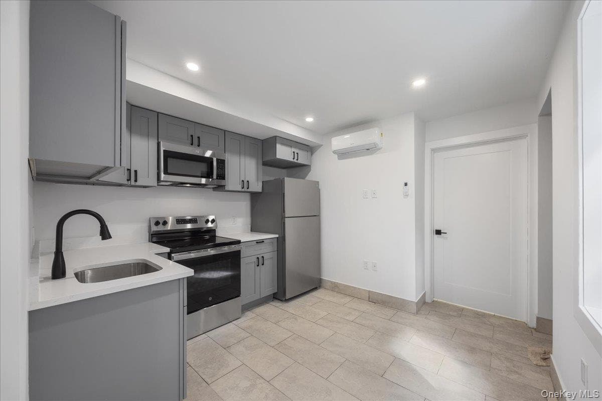 2740 Sexton Place thumbnail 13