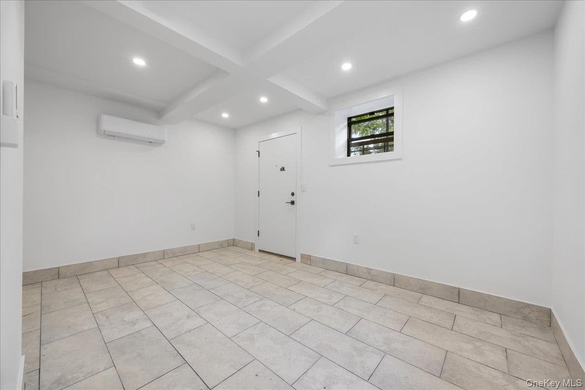 2740 Sexton Place thumbnail 19