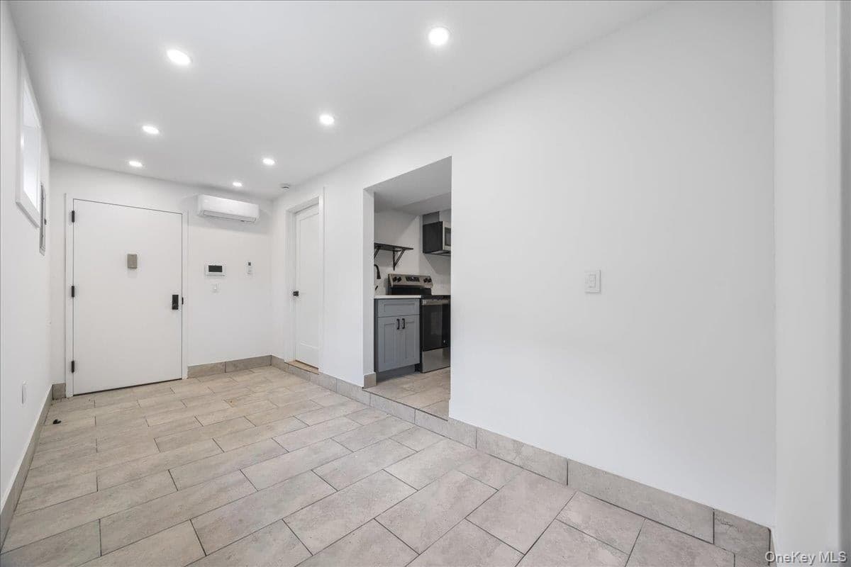 2740 Sexton Place thumbnail 22