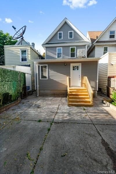 10418 89th Avenue thumbnail 2
