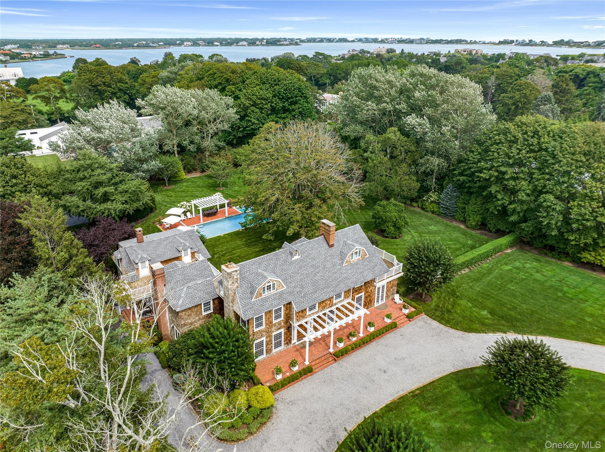 92 Beach Lane photo 1