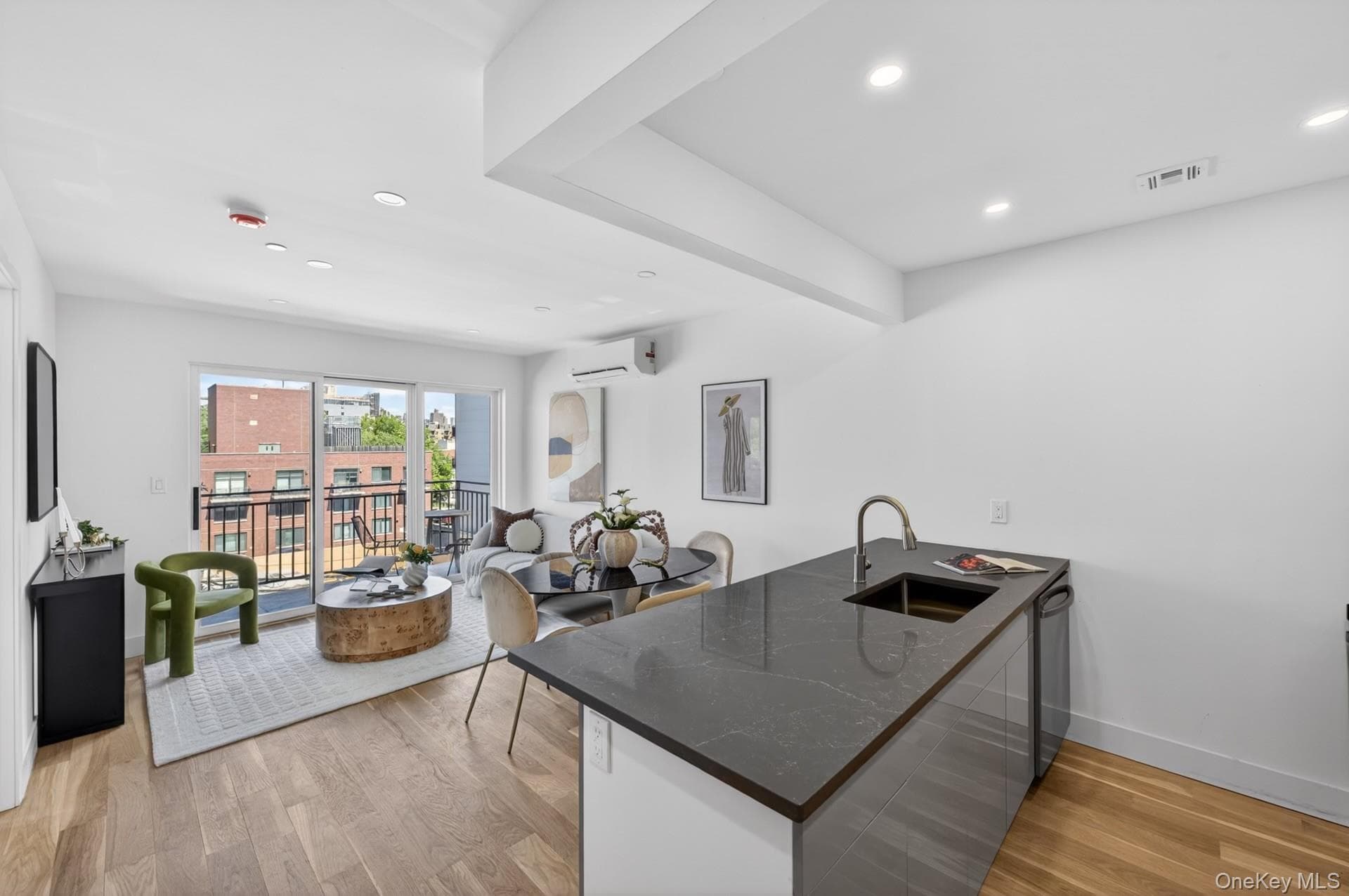 31-65 14th Street Unit: 3F thumbnail 2