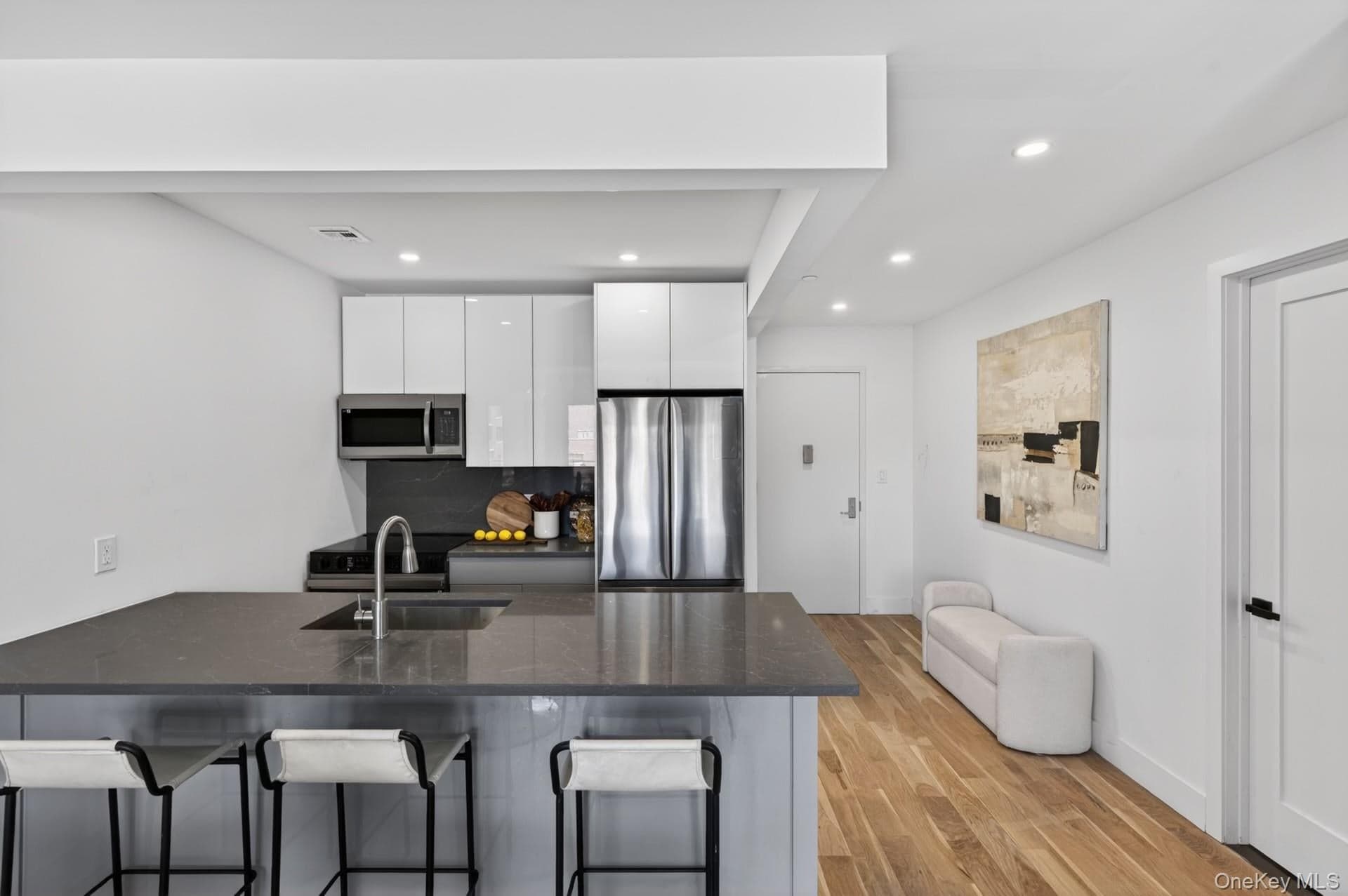 31-65 14th Street Unit: 3F thumbnail 4