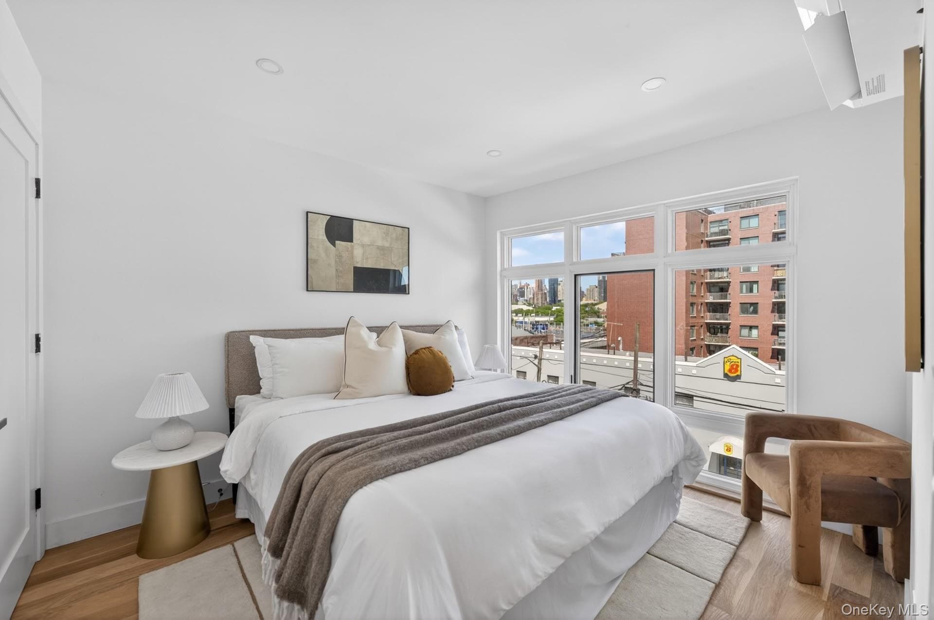 31-65 14th Street Unit: 3F thumbnail 5