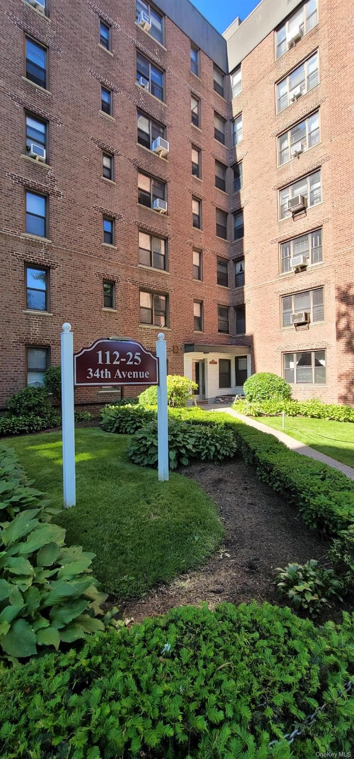 11225 34th Avenue Unit: 2A, Corona