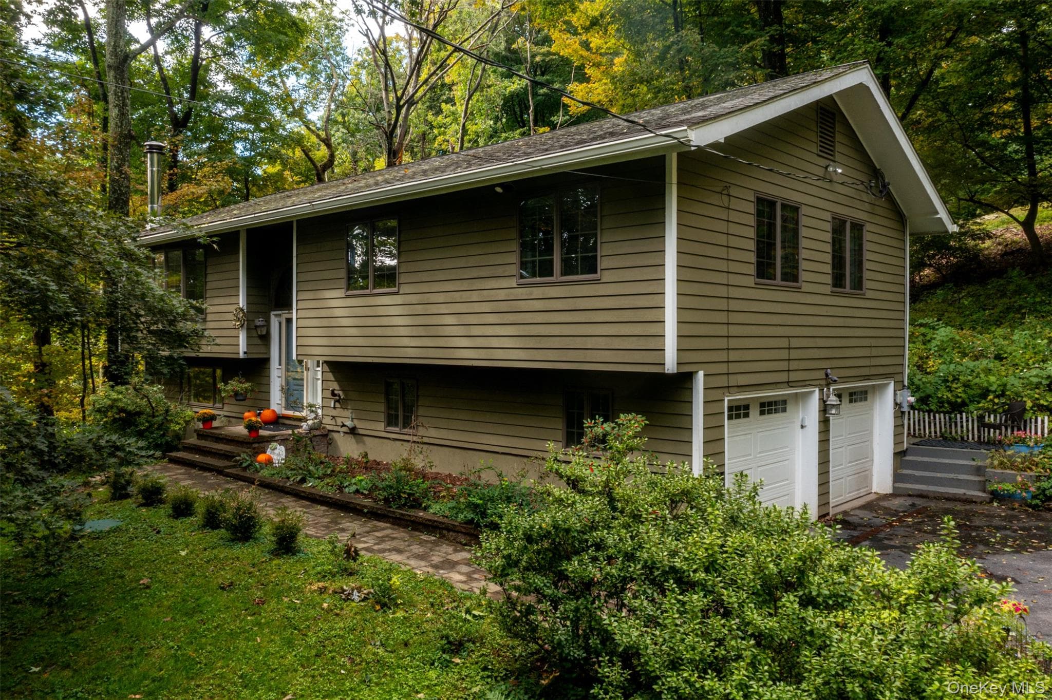 999 Cliff Avenue thumbnail 28
