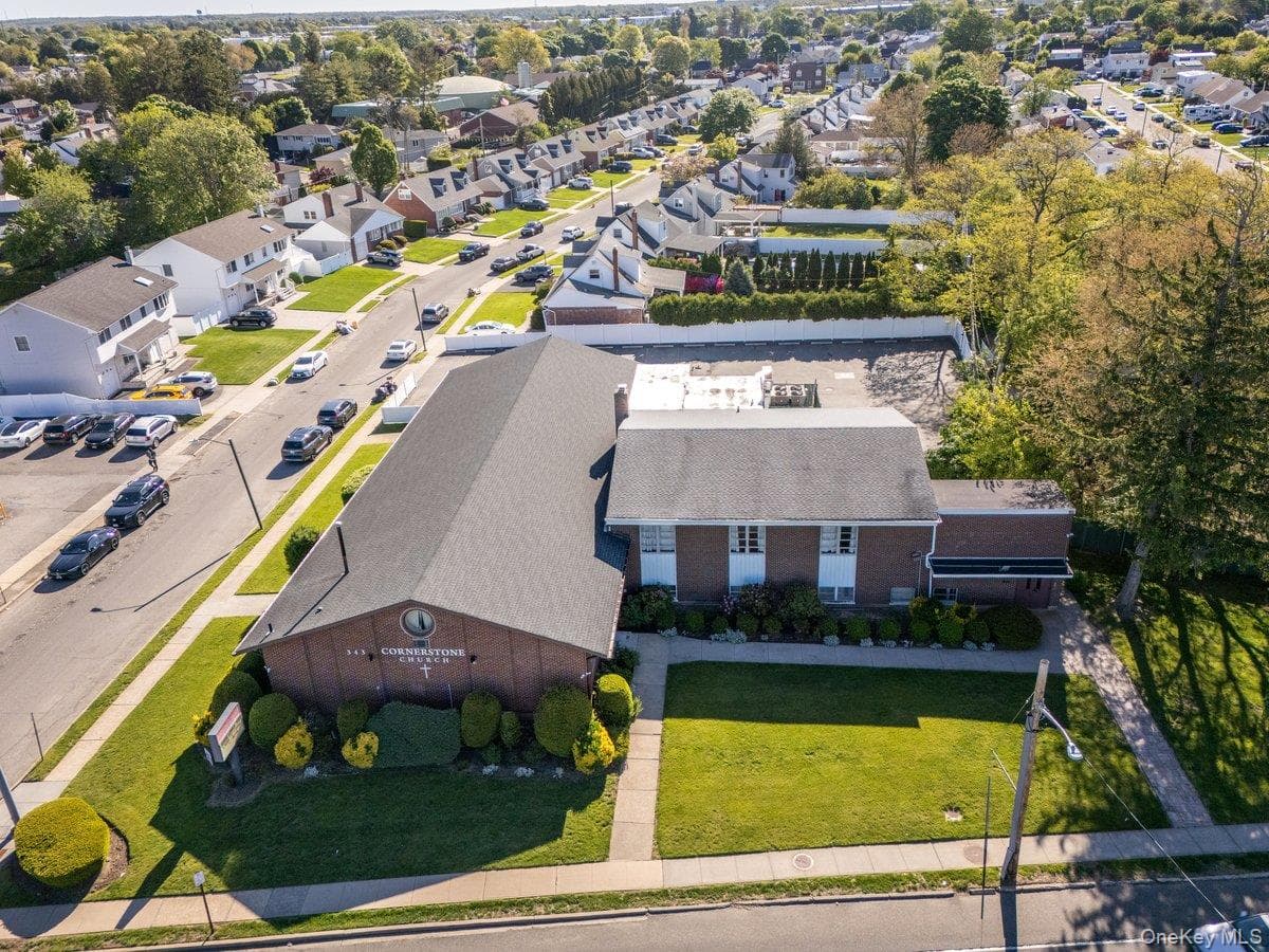 343 Jerusalem Avenue thumbnail 47