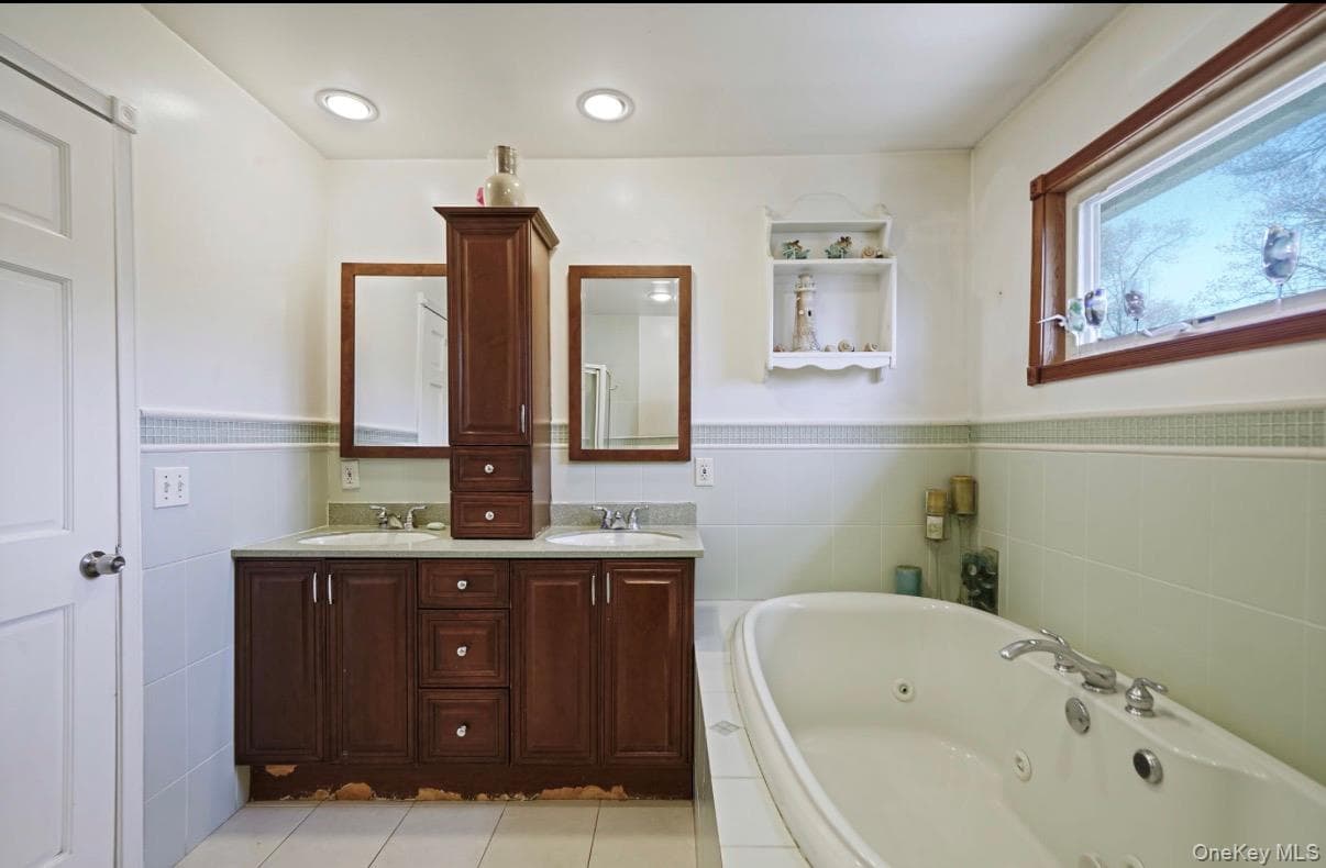 15 Maplewood Drive thumbnail 21