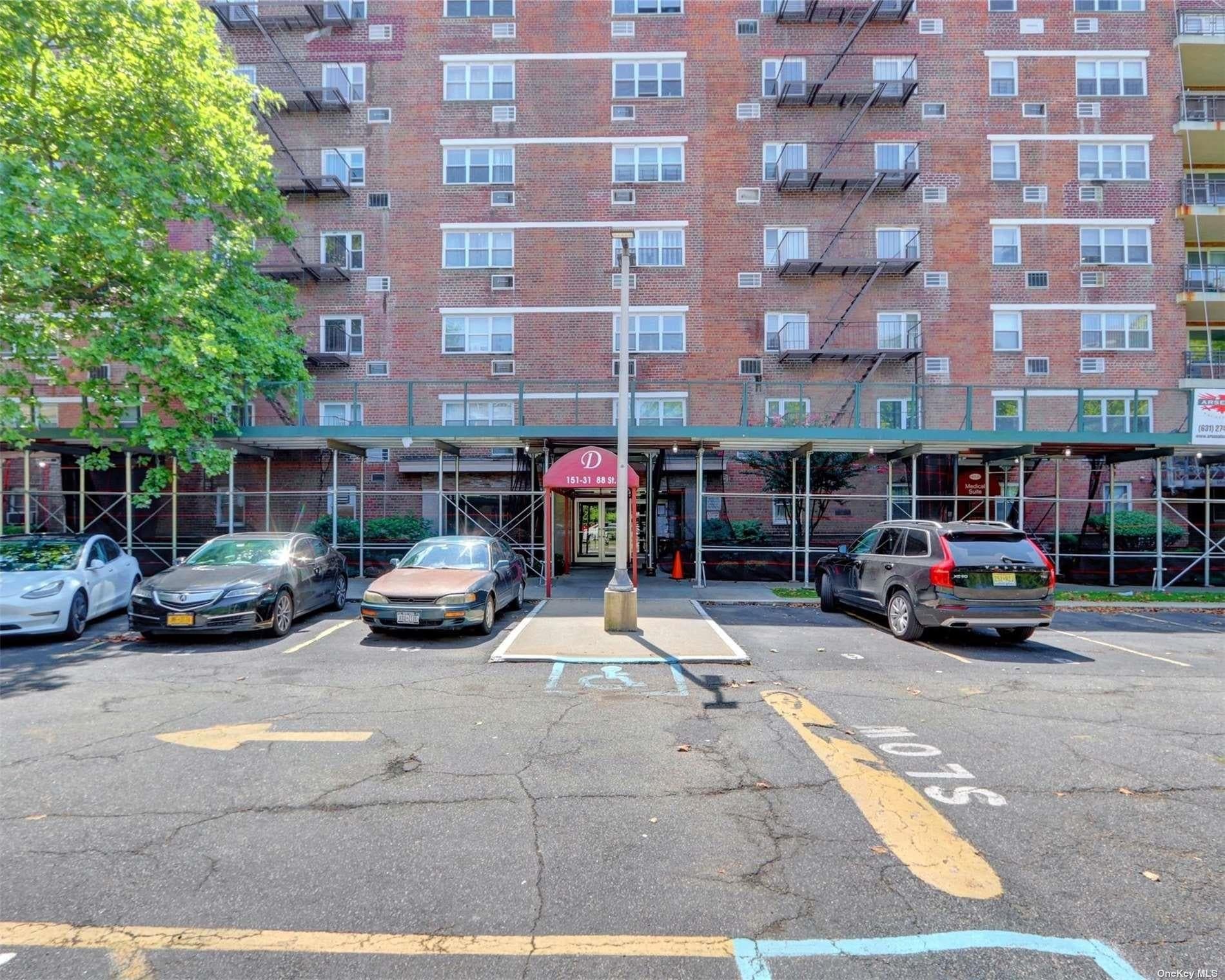 151-31 88th Street Unit: 6H thumbnail 3