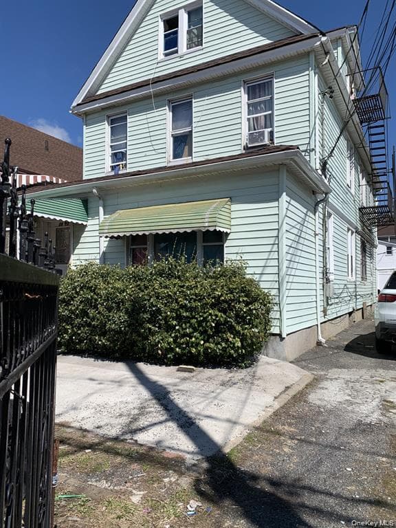29-15 Gilmore Street, East Elmhurst