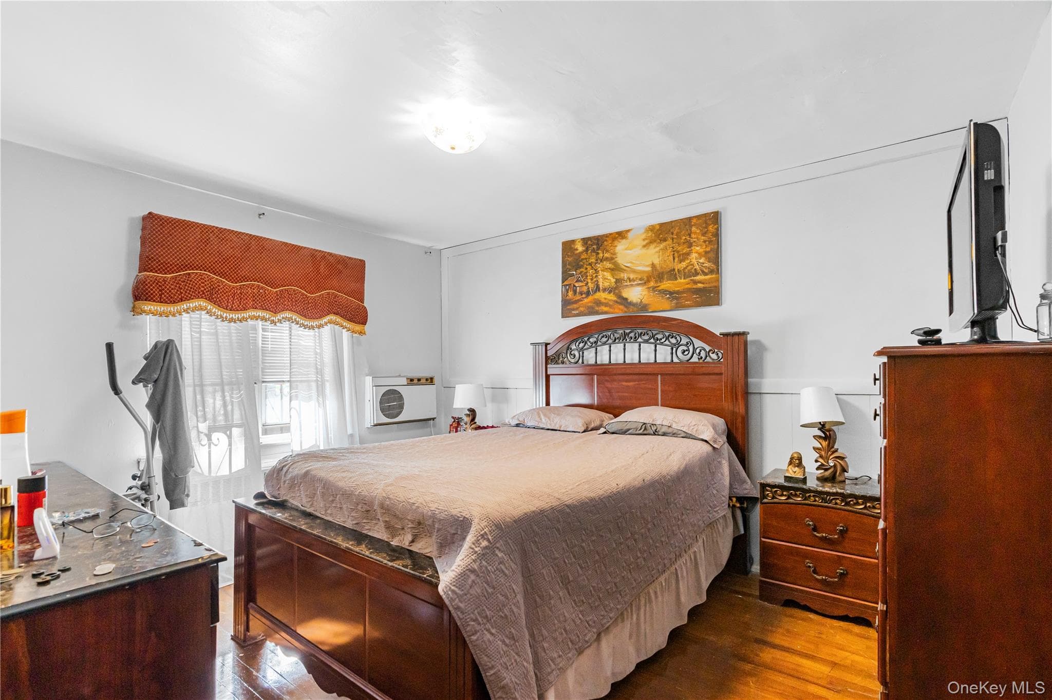 1110 E 213th Street thumbnail 8