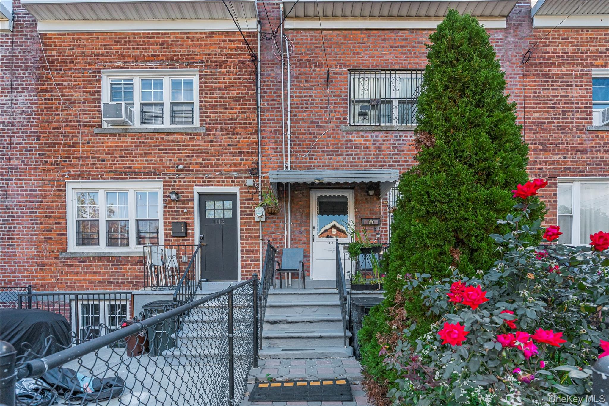 1110 E 213th Street thumbnail 15