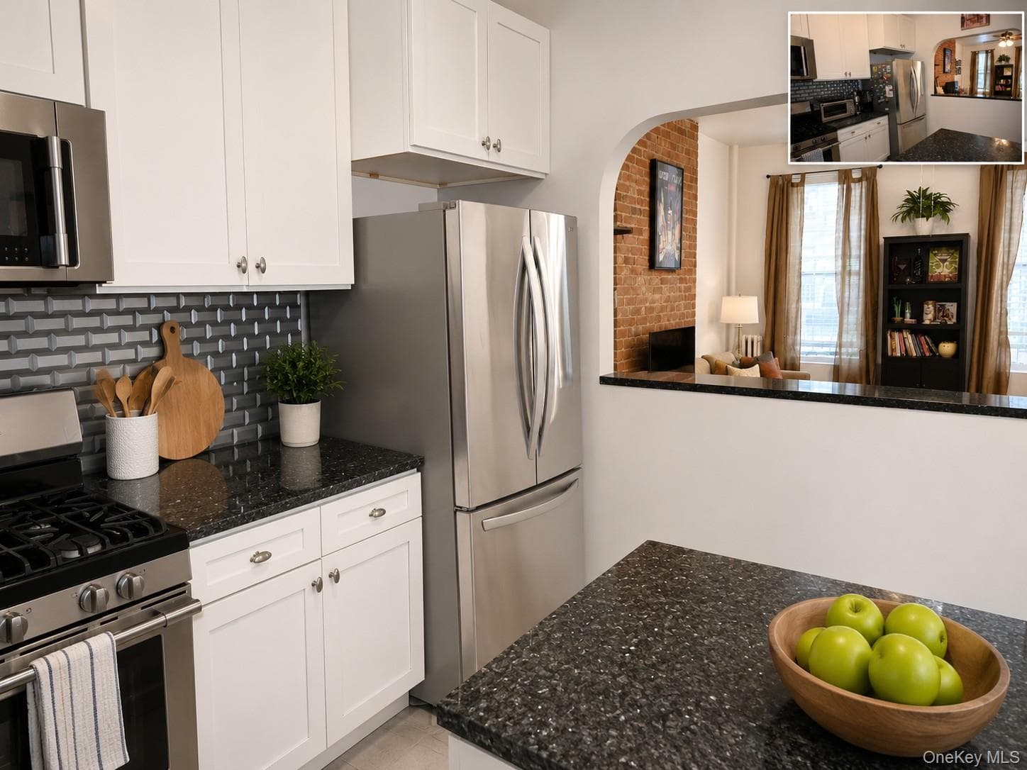 326 E 93rd Street thumbnail 26