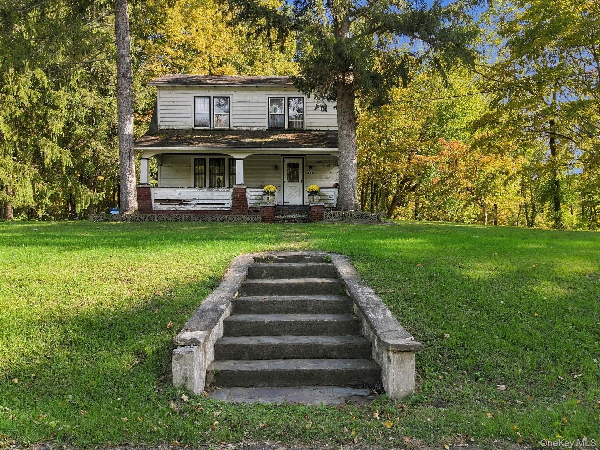 696 Springtown Road, Tillson