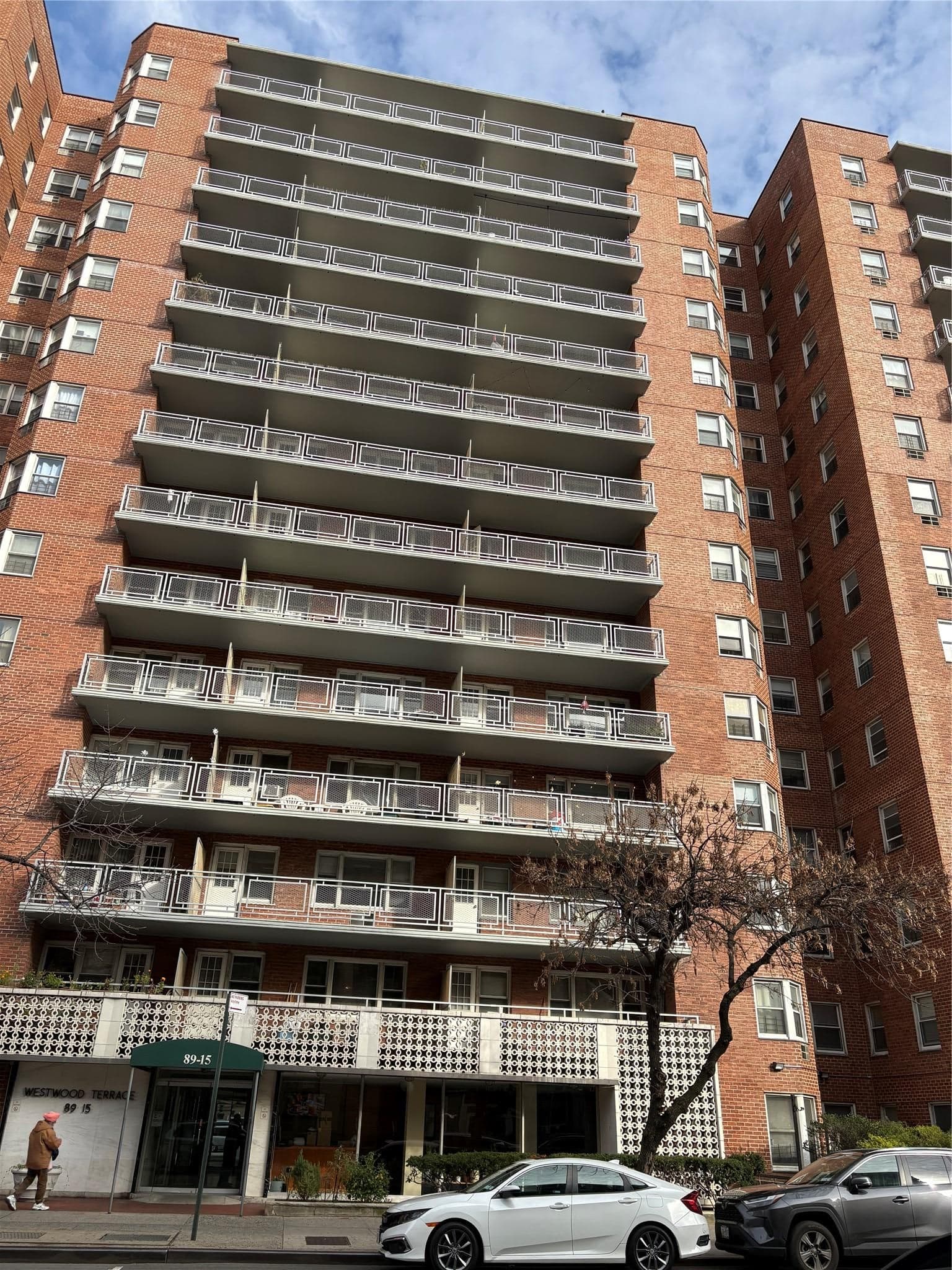 89-15 Parsons Blvd Blvd Unit: 11G photo 1