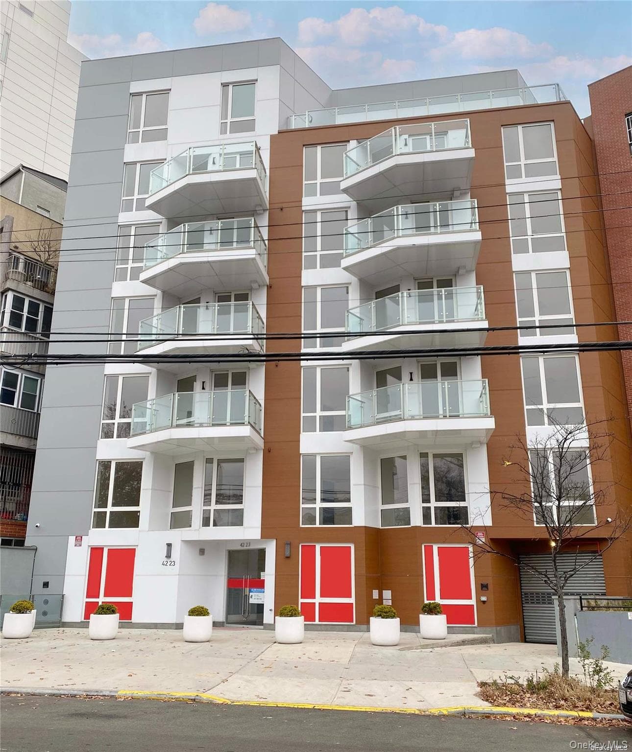 42-23 Parsons Boulevard Unit: 1E photo 1