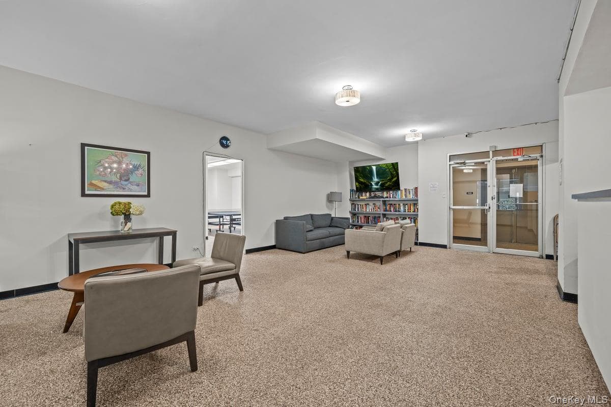 2500 Johnson Avenue Unit: 2NP thumbnail 32