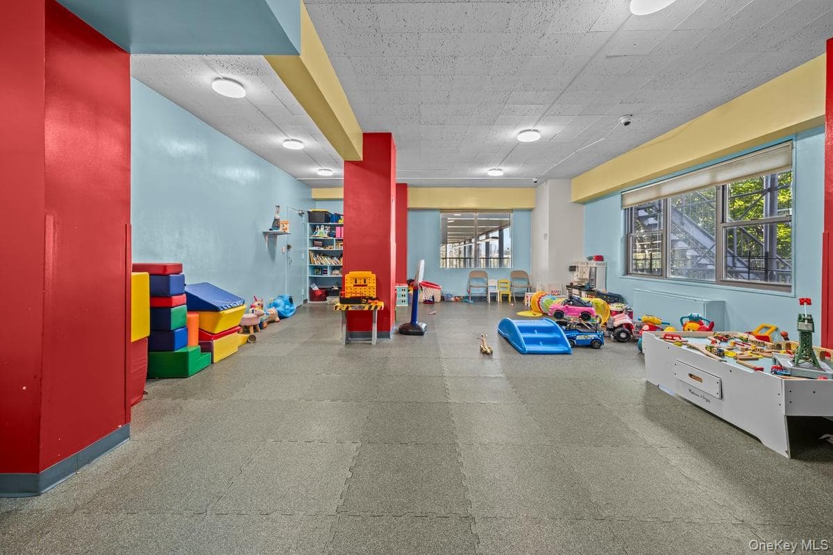 2500 Johnson Avenue Unit: 2NP thumbnail 33