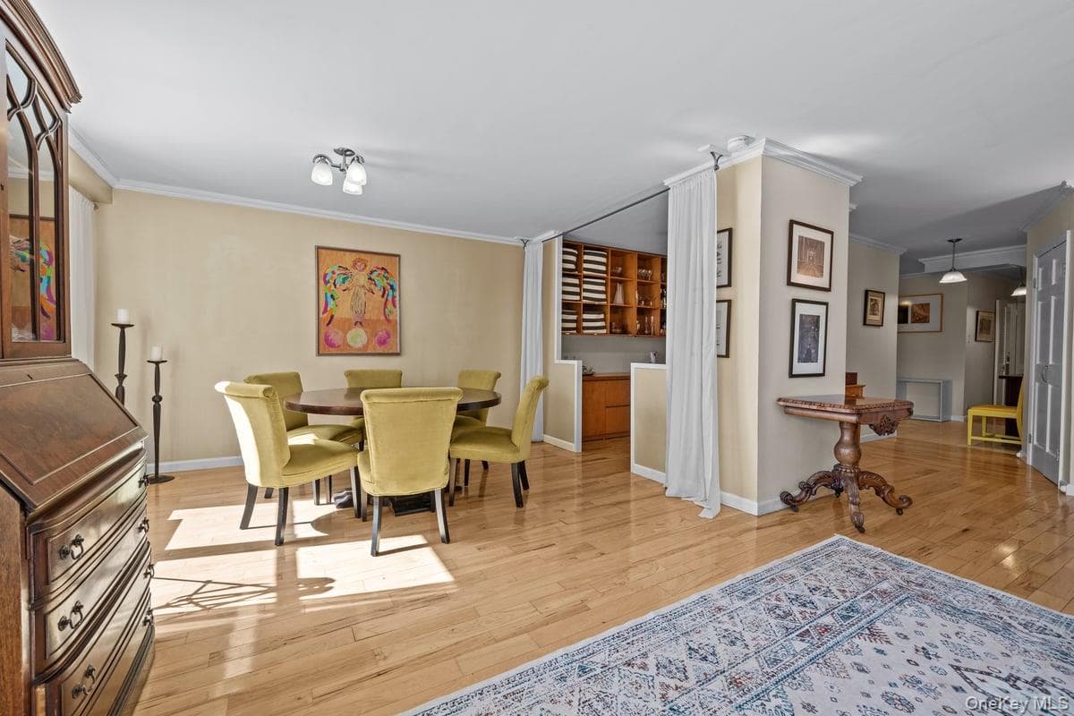 2500 Johnson Avenue Unit: 2NP thumbnail 9