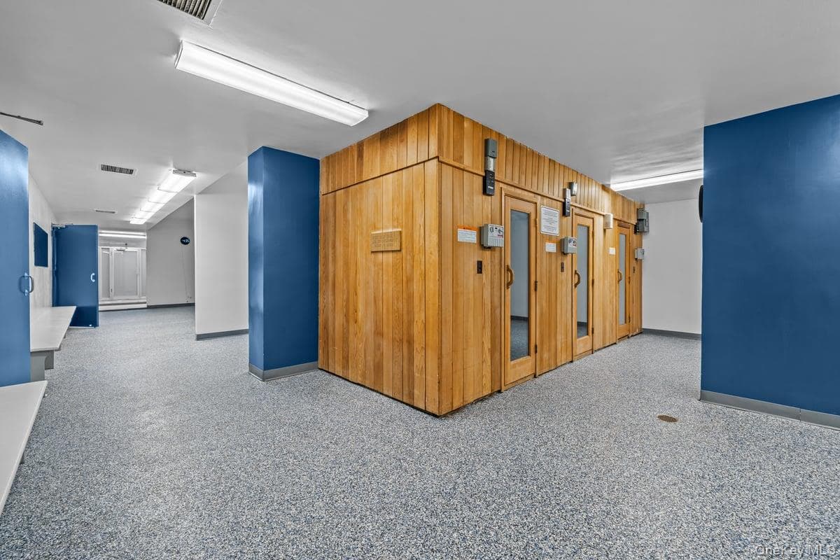 2500 Johnson Avenue Unit: 2NP thumbnail 40