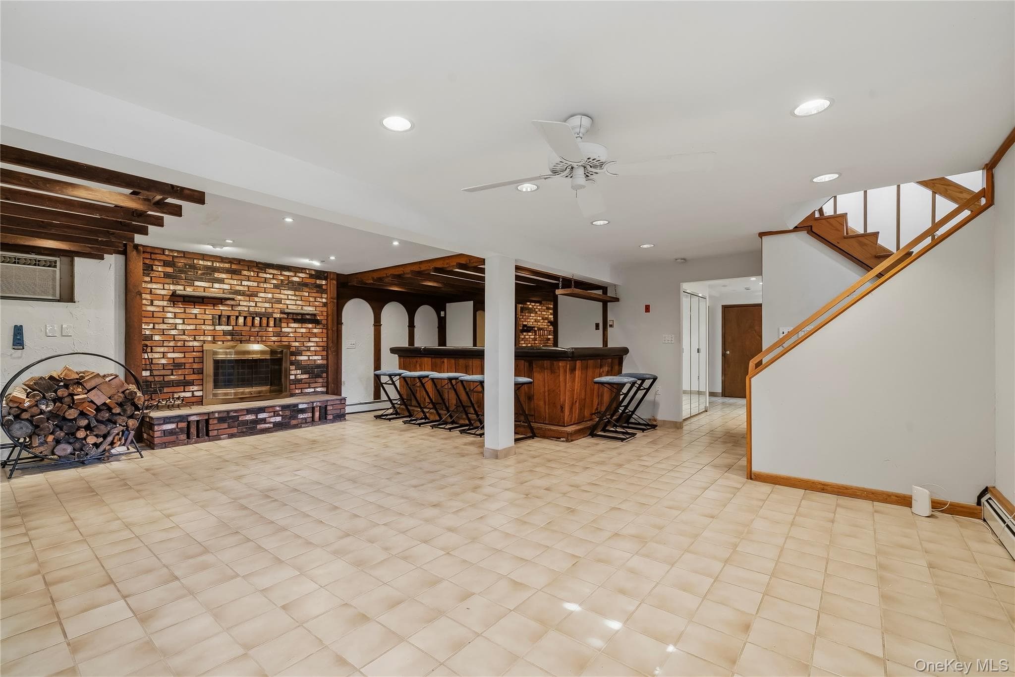 102 Neptune Drive thumbnail 24