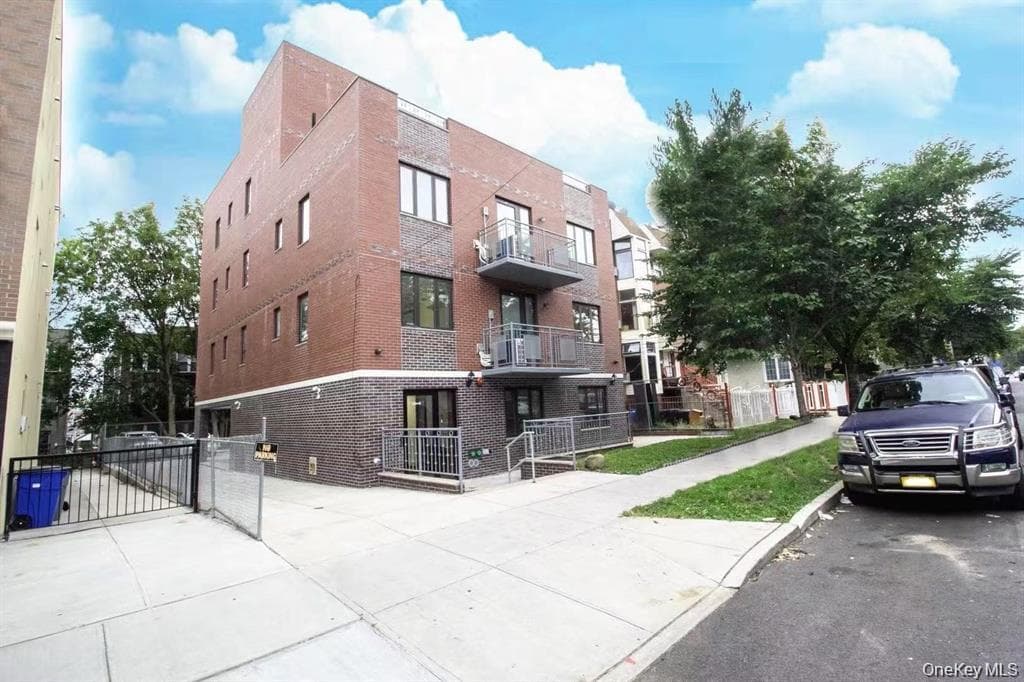 108-38 41st Avenue Unit: 1A thumbnail 12