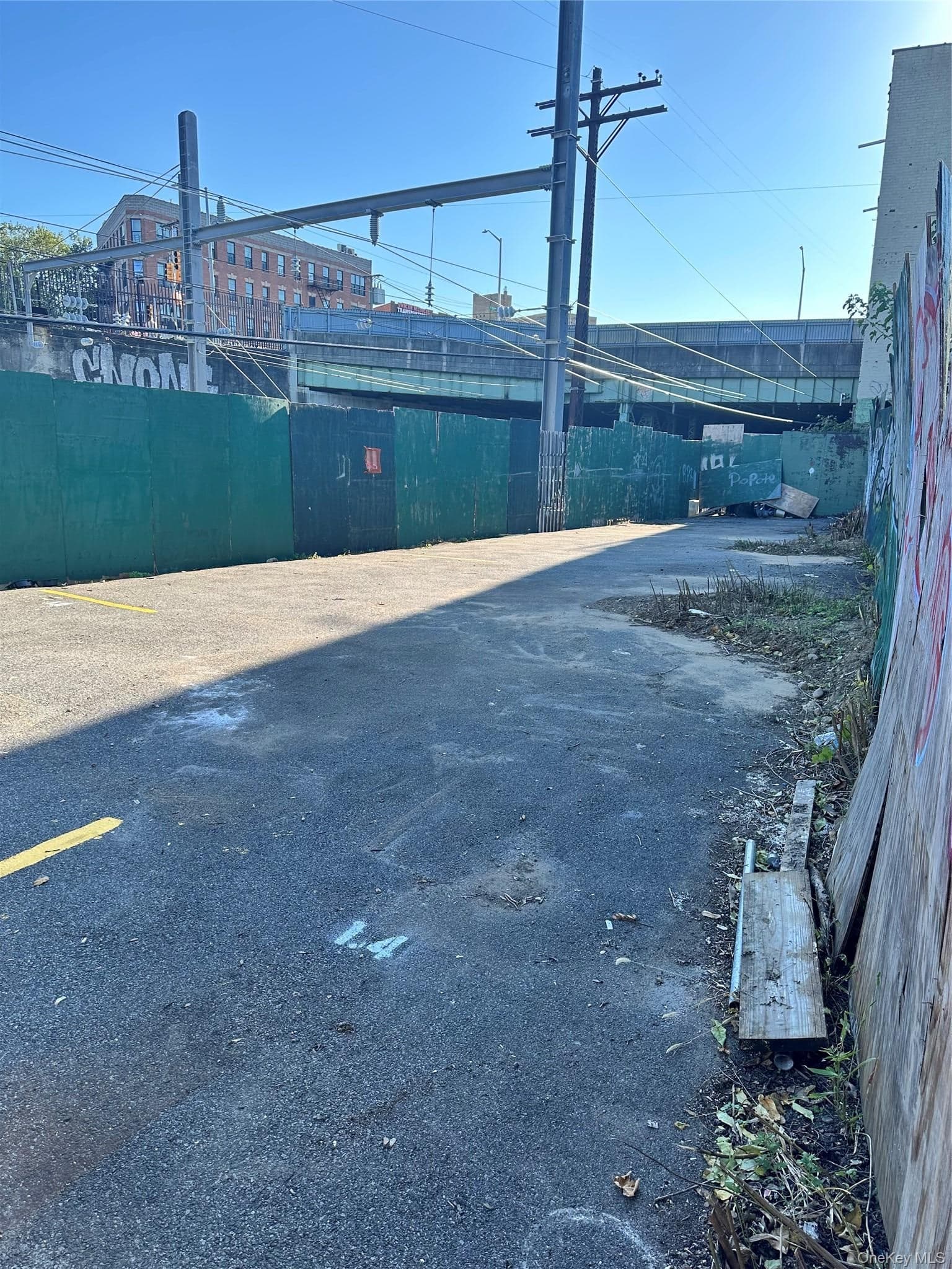 1601 Van Buren Street thumbnail 4
