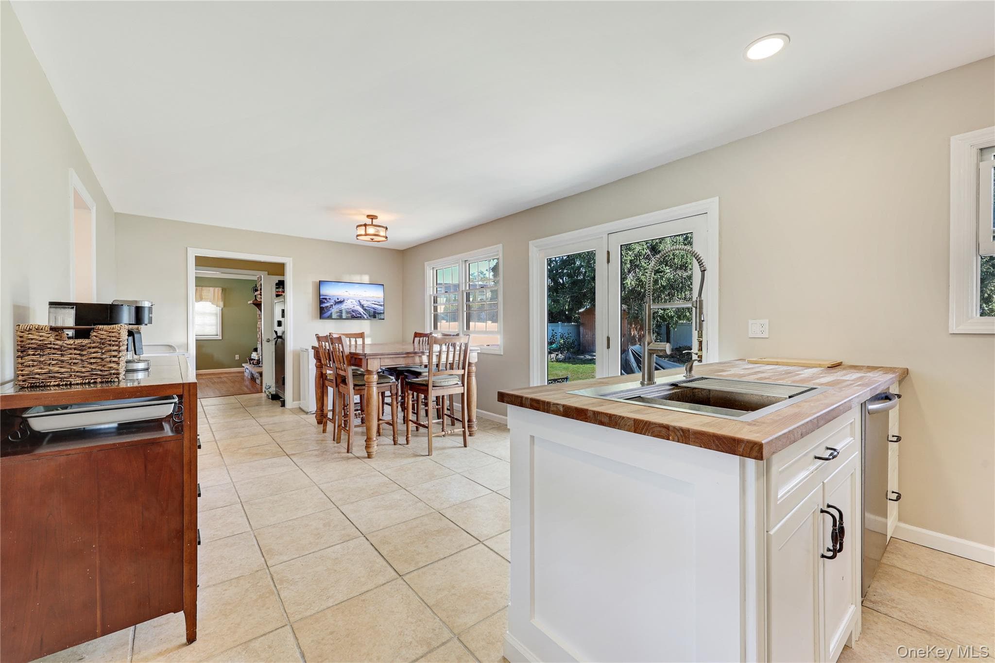 122 Dorothy Drive thumbnail 8