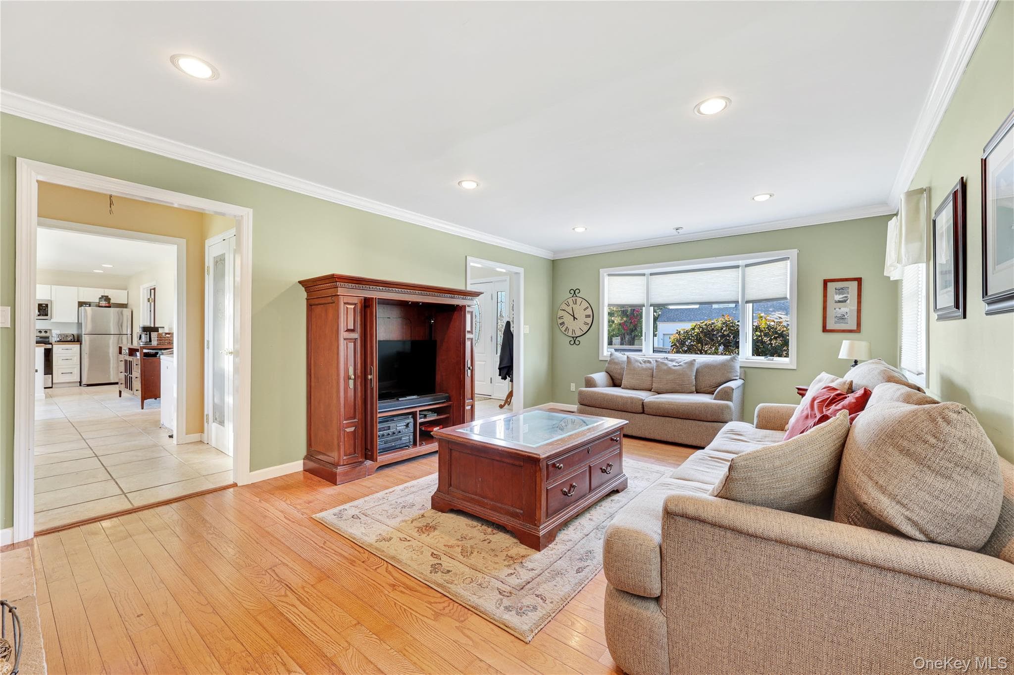 122 Dorothy Drive thumbnail 5