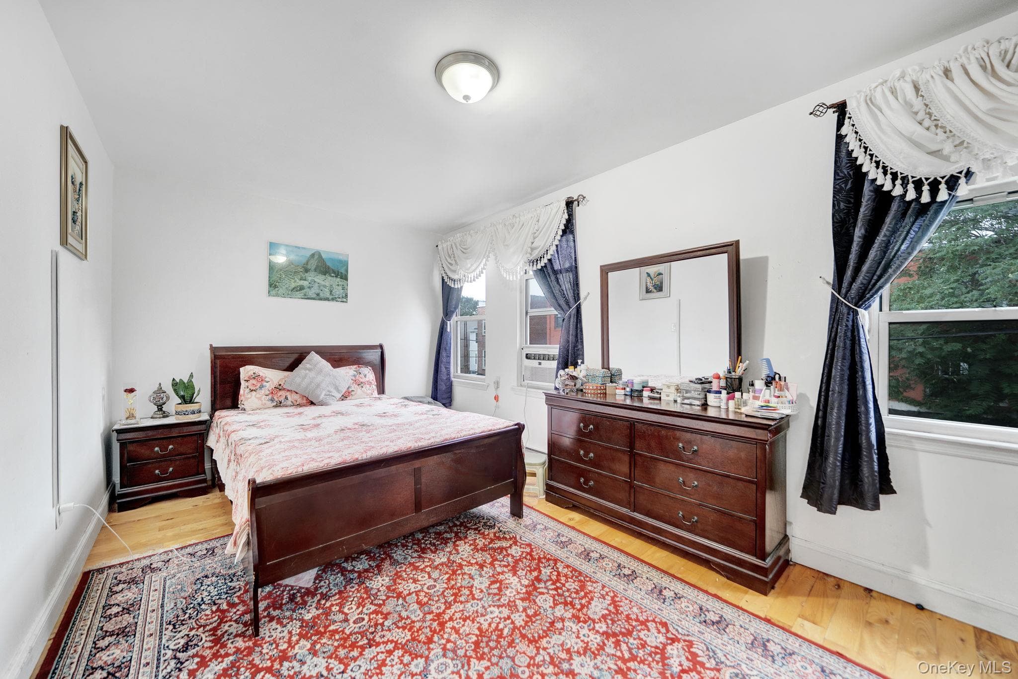 2240 Quimby Avenue thumbnail 9